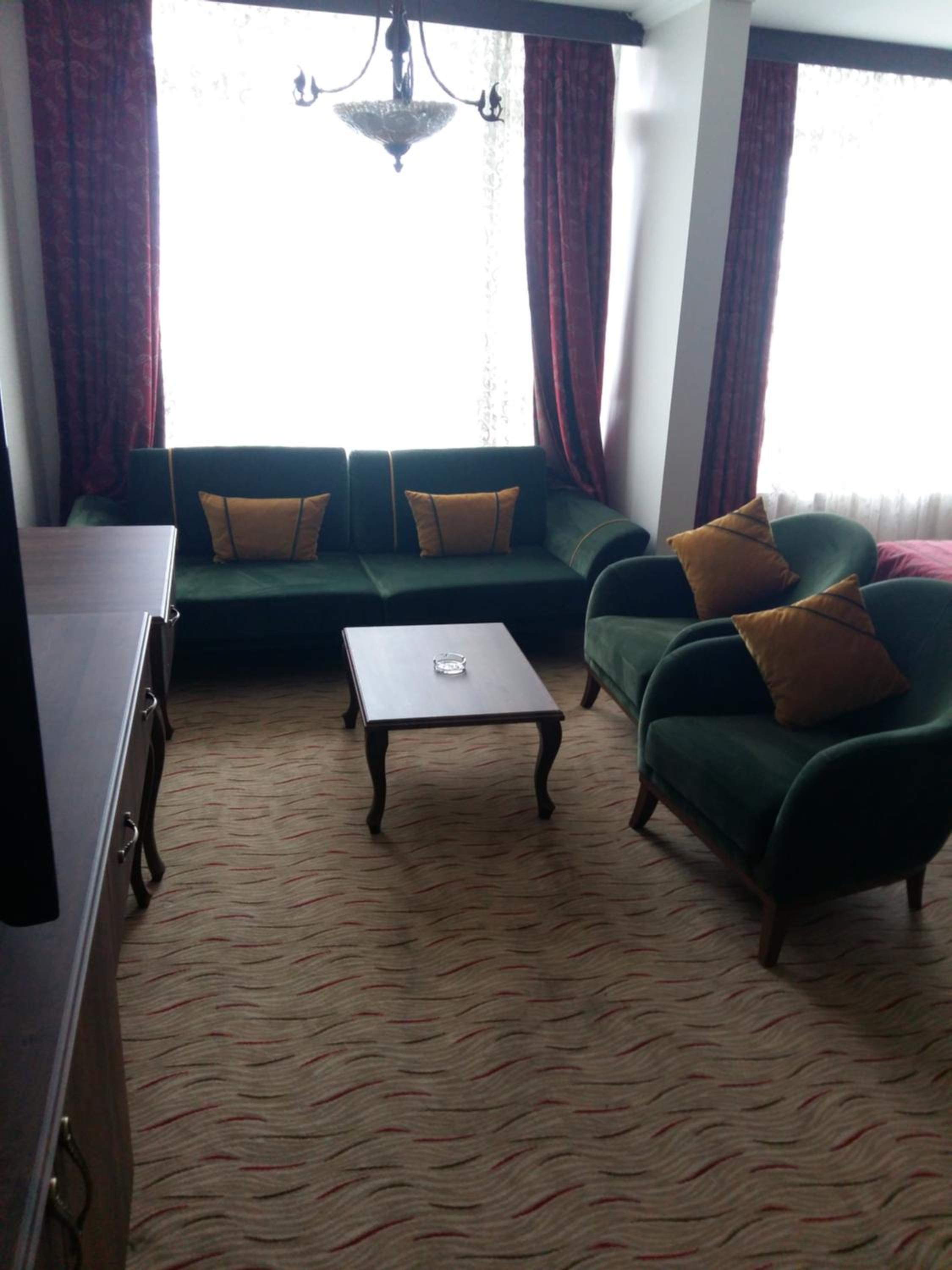 Junior Suite (2 Adults + 1 Child) - Photo 6