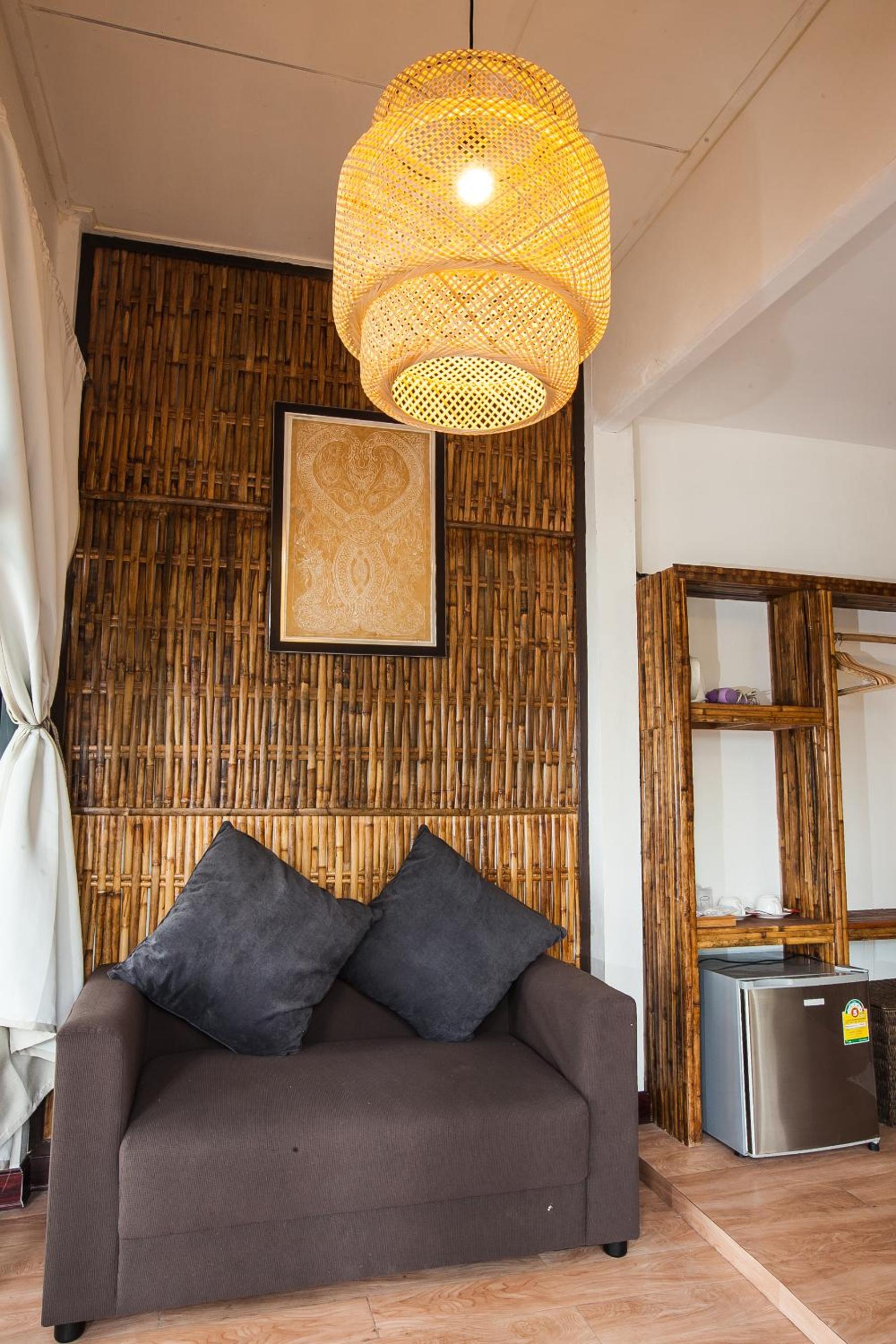 Bungalow with Sea View - Photo 12