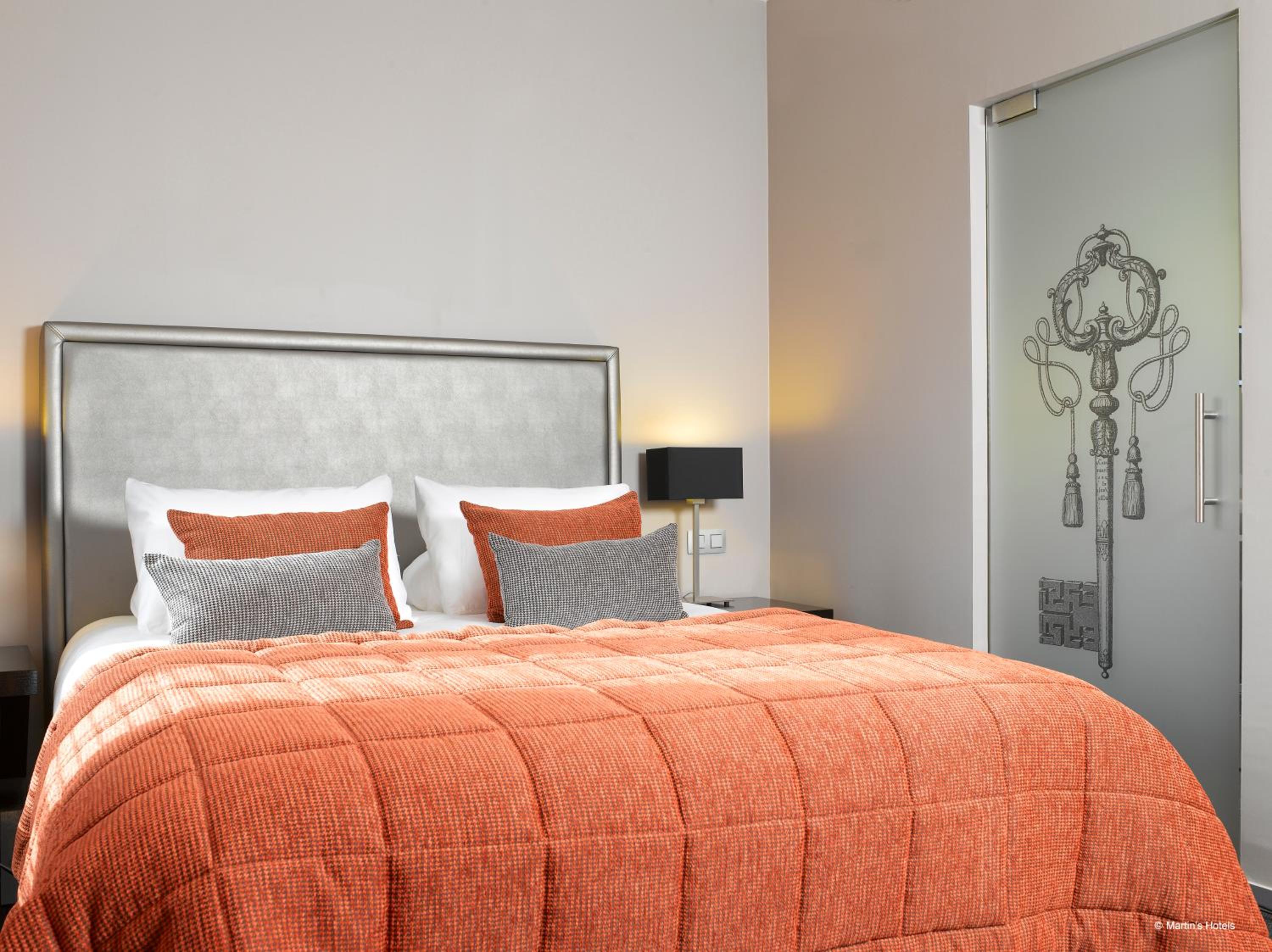 Standard Double Room - Photo 6