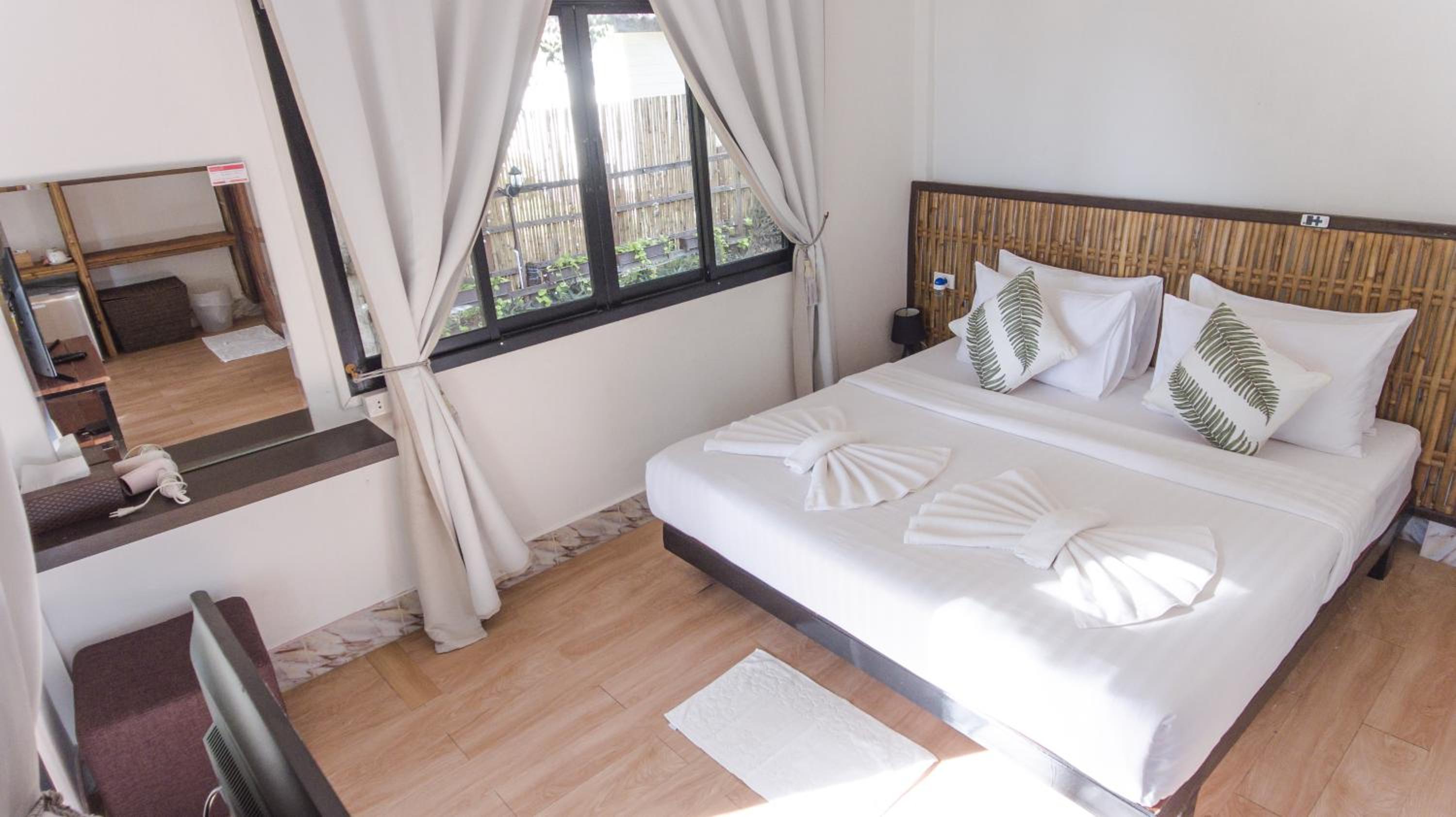Bungalow with Sea View - Photo 14