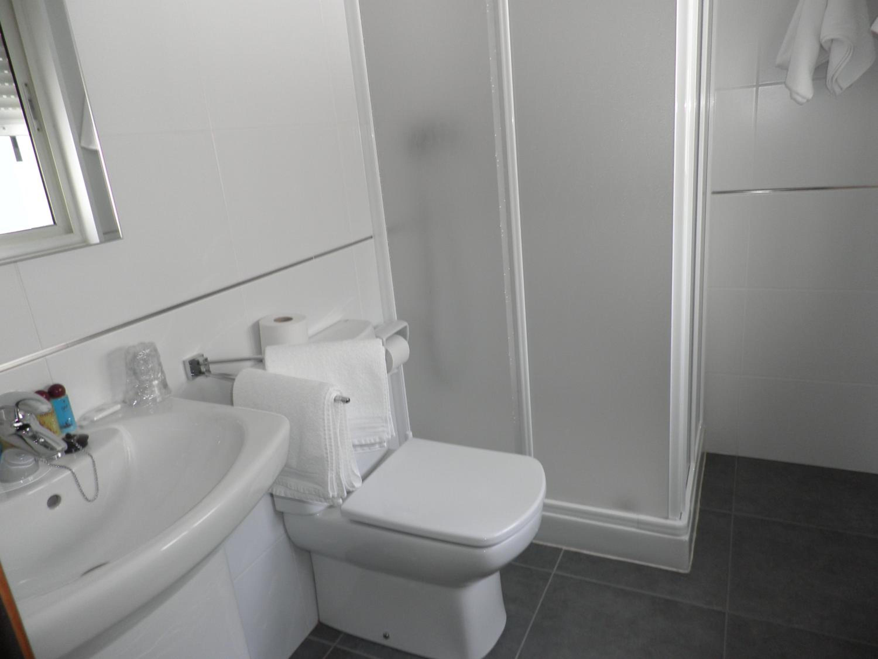 Double or Twin Room with Shower photo 2