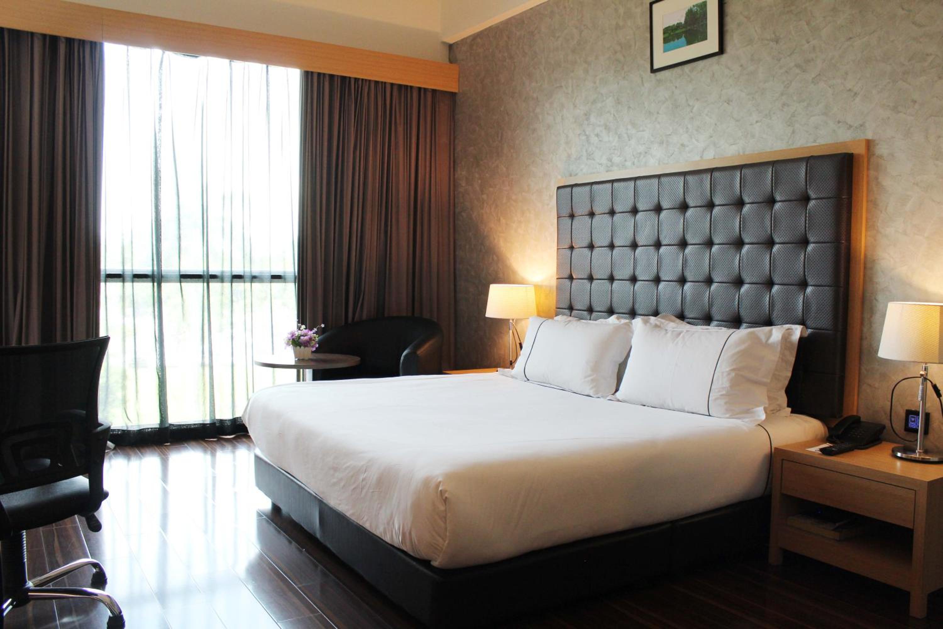 Superior King Room photo 3