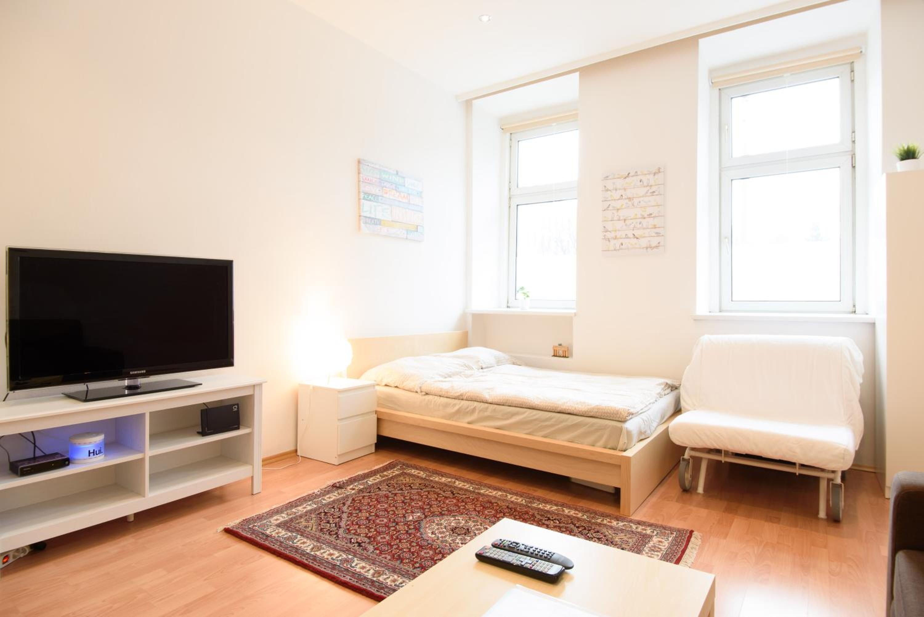 Studio Apartment