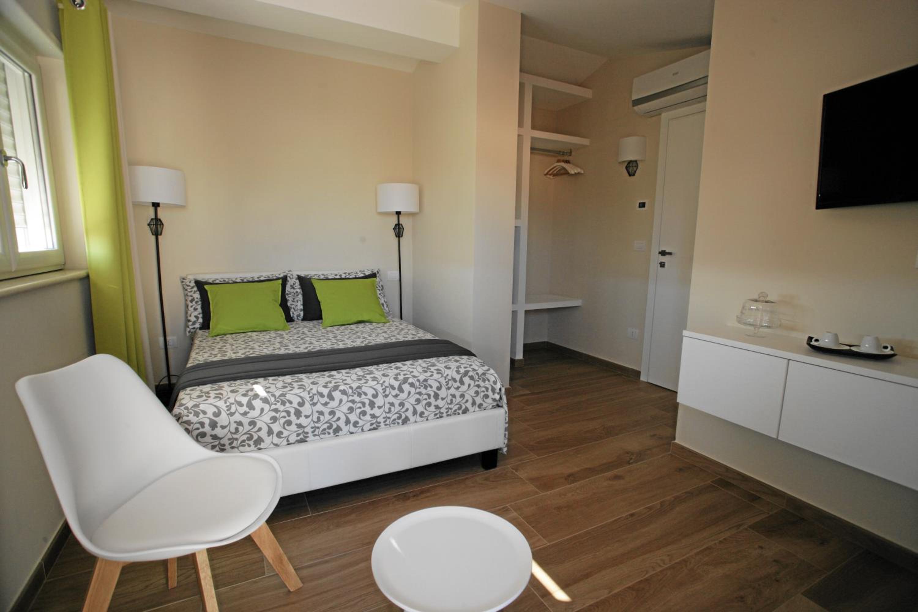Double Room photo 2
