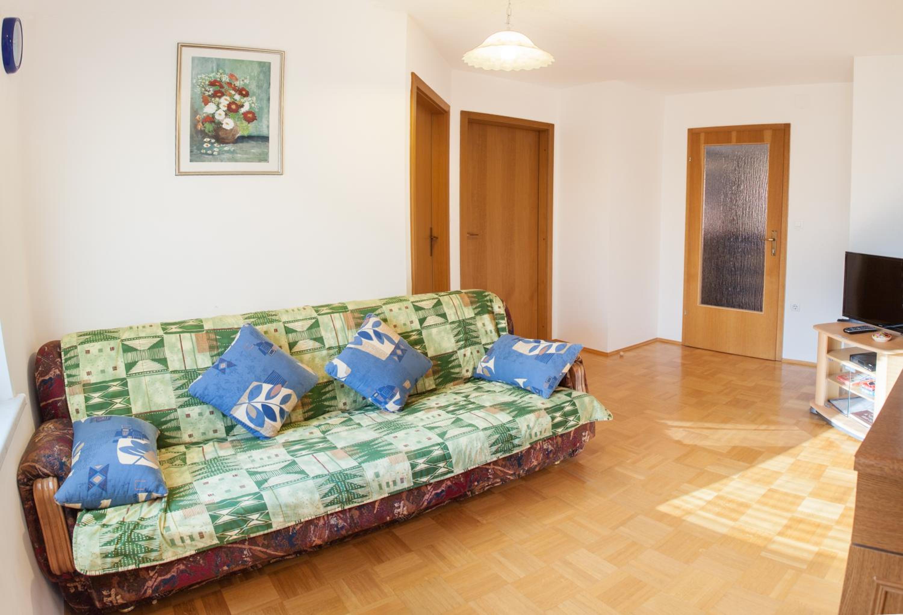 Apartment with Balcony photo 1