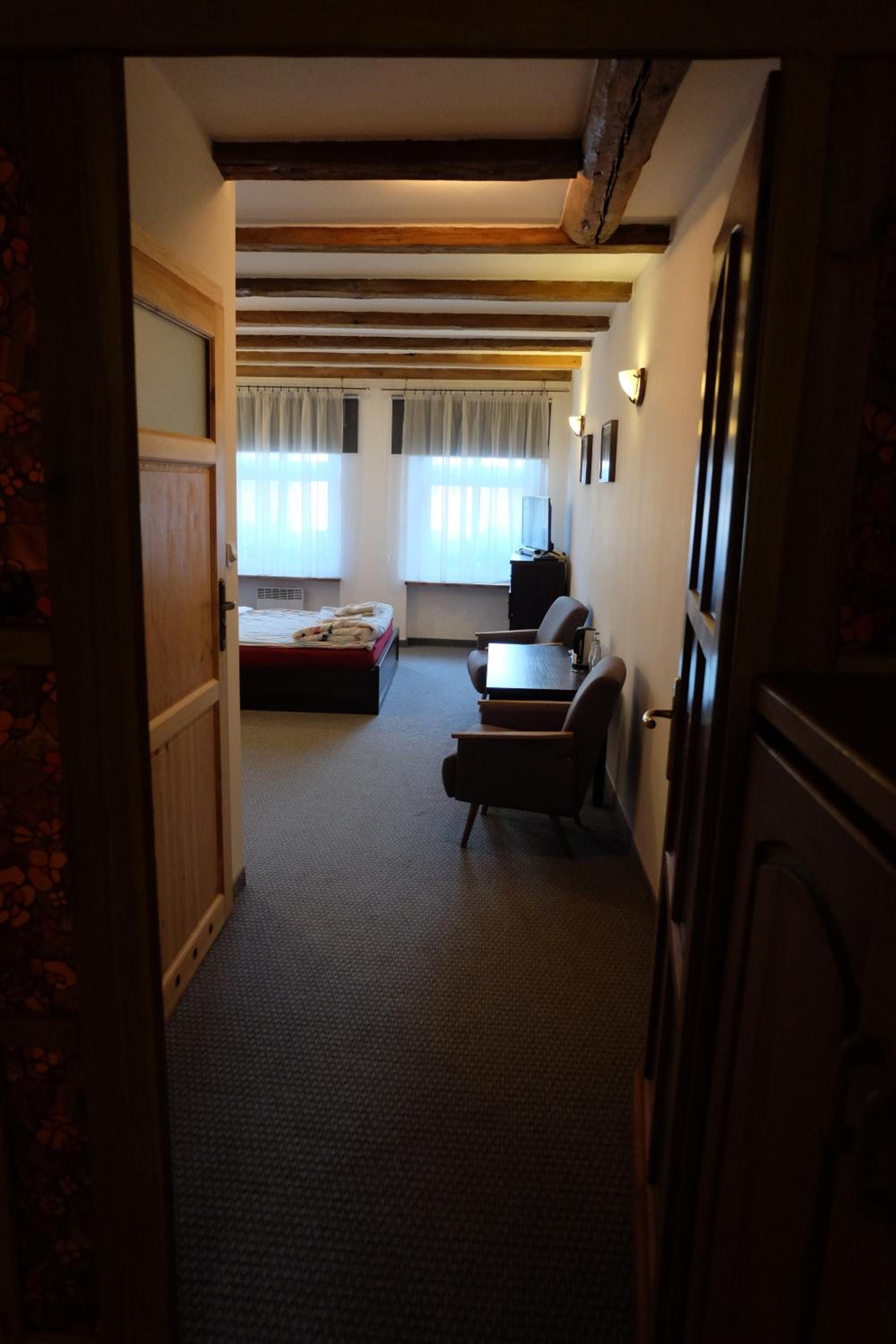 Double Room - Photo 5