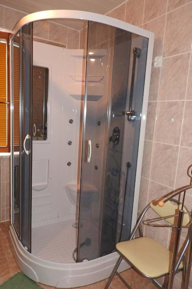 Twin Room with Shared Bathroom photo 2