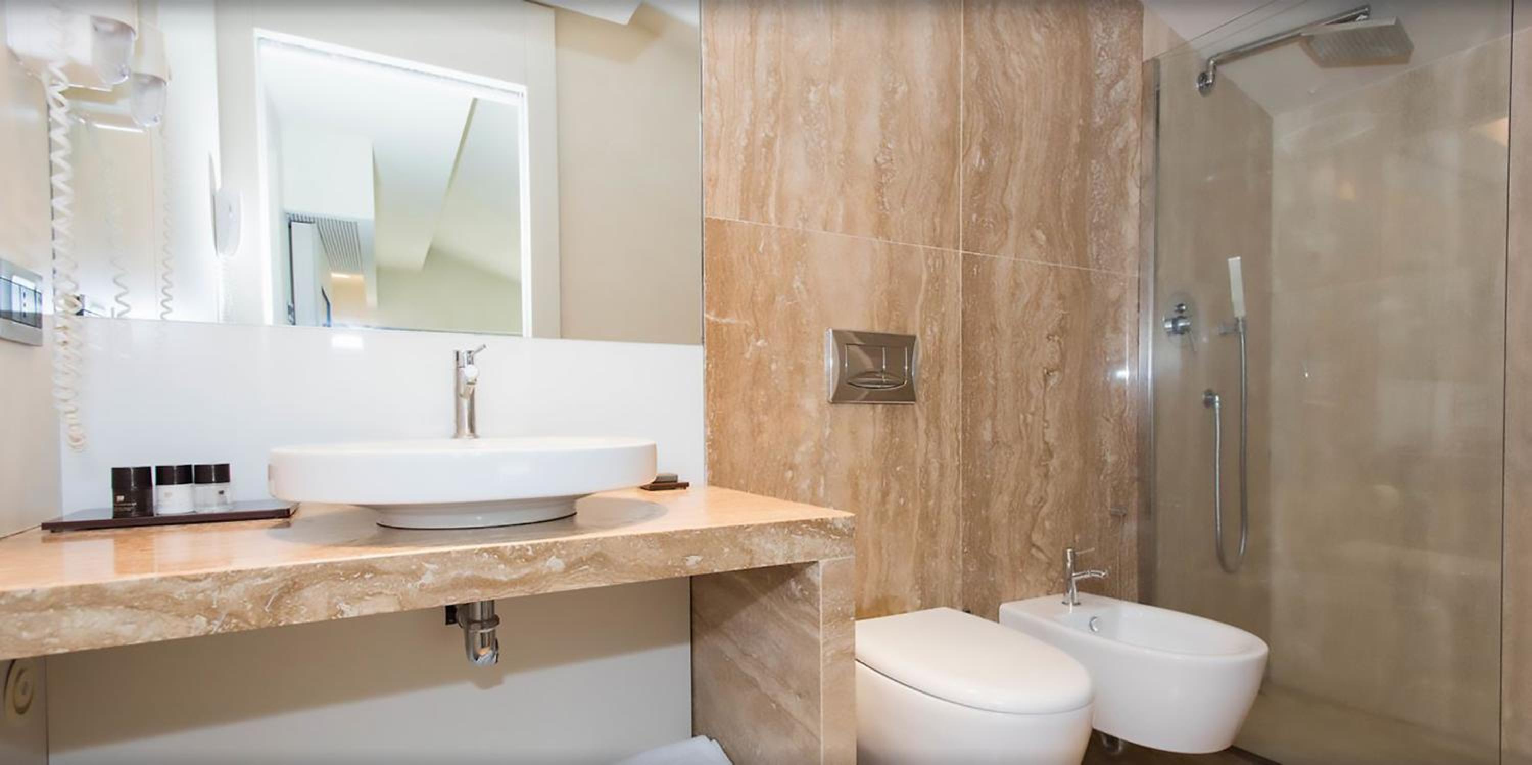 Classic Double Room - Photo 2