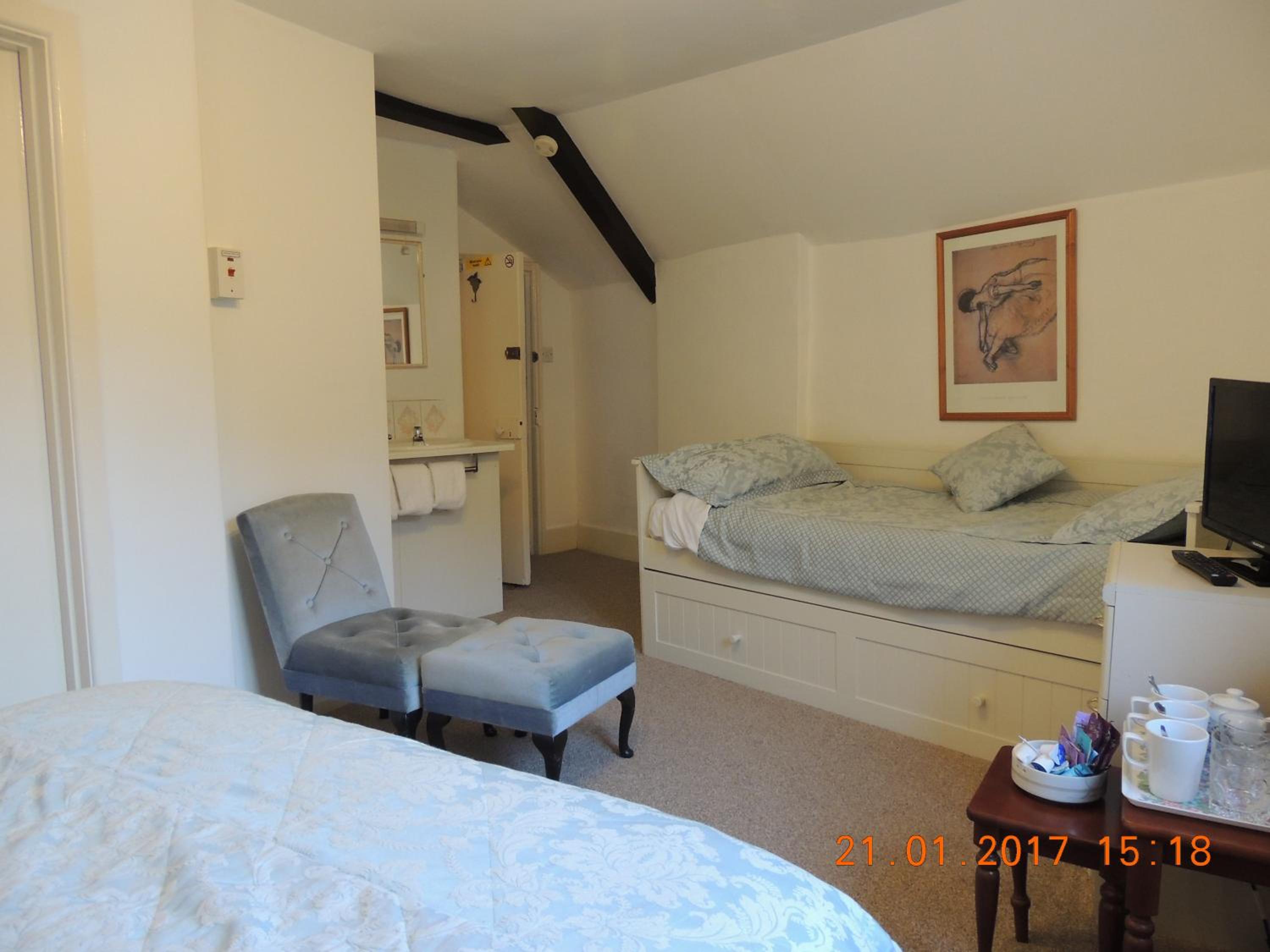 Family Room with Sea View - Photo 1