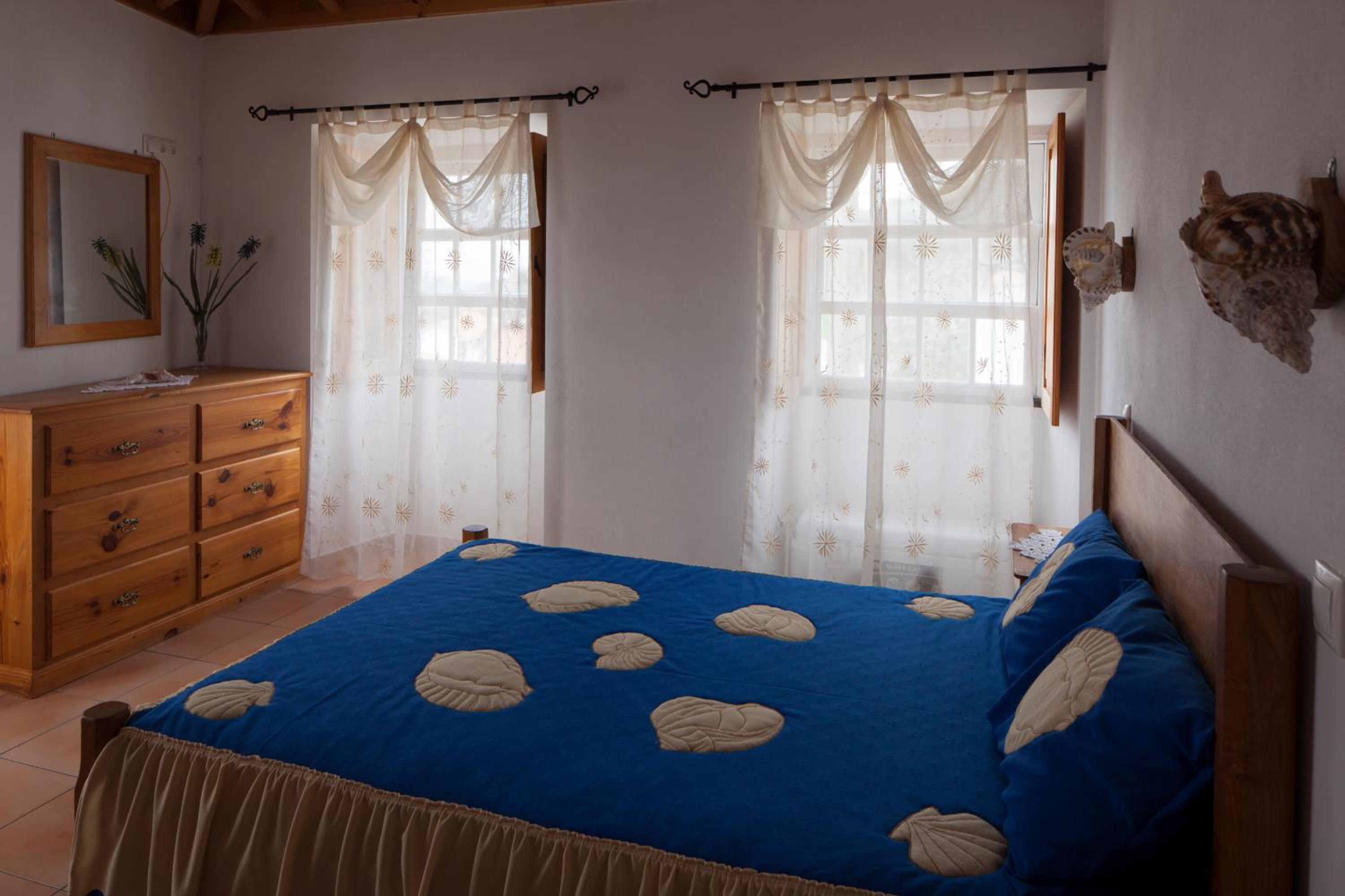 One-Bedroom House photo 2