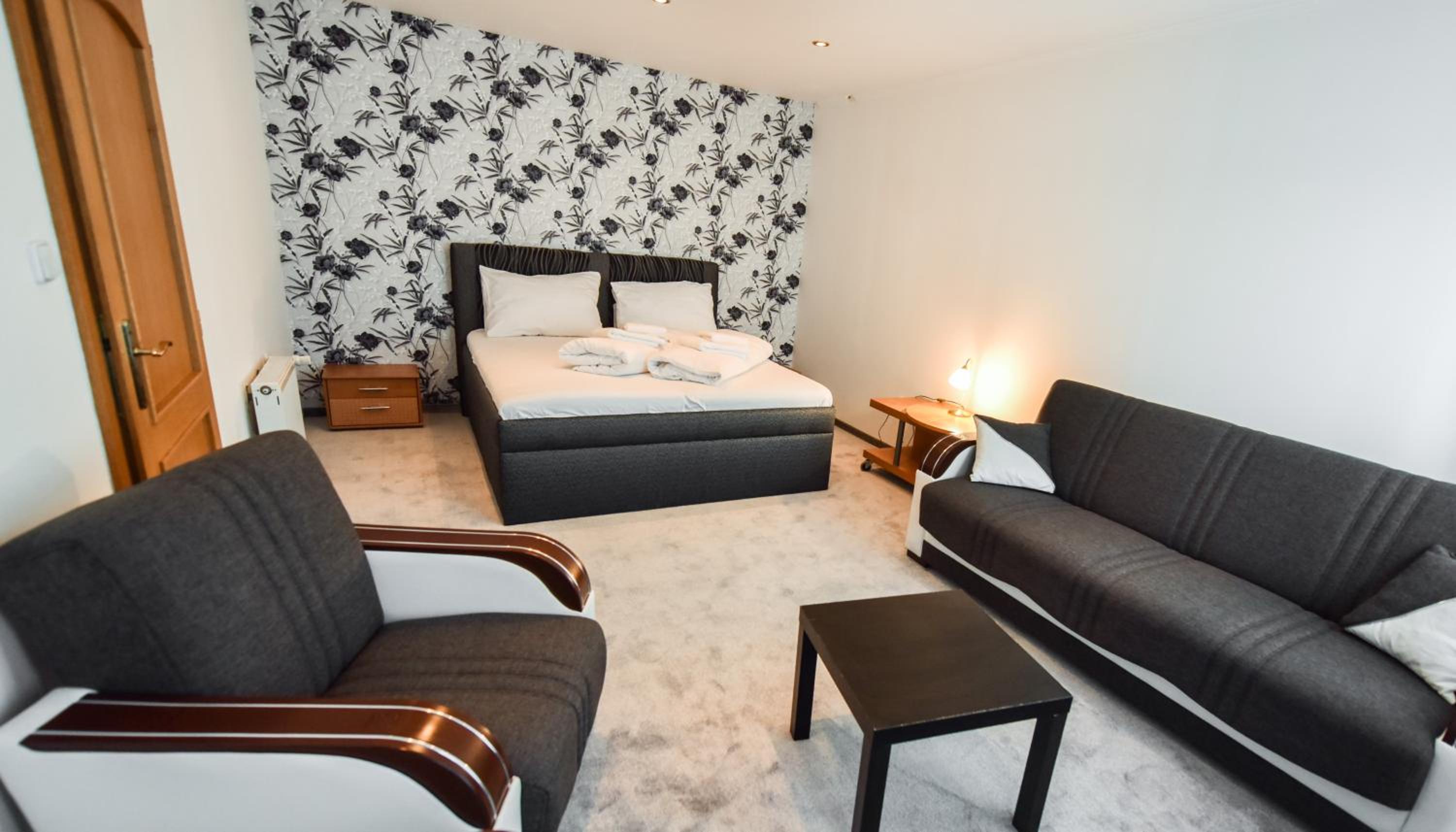 Two-Bedroom Apartment with Terrace photo 1