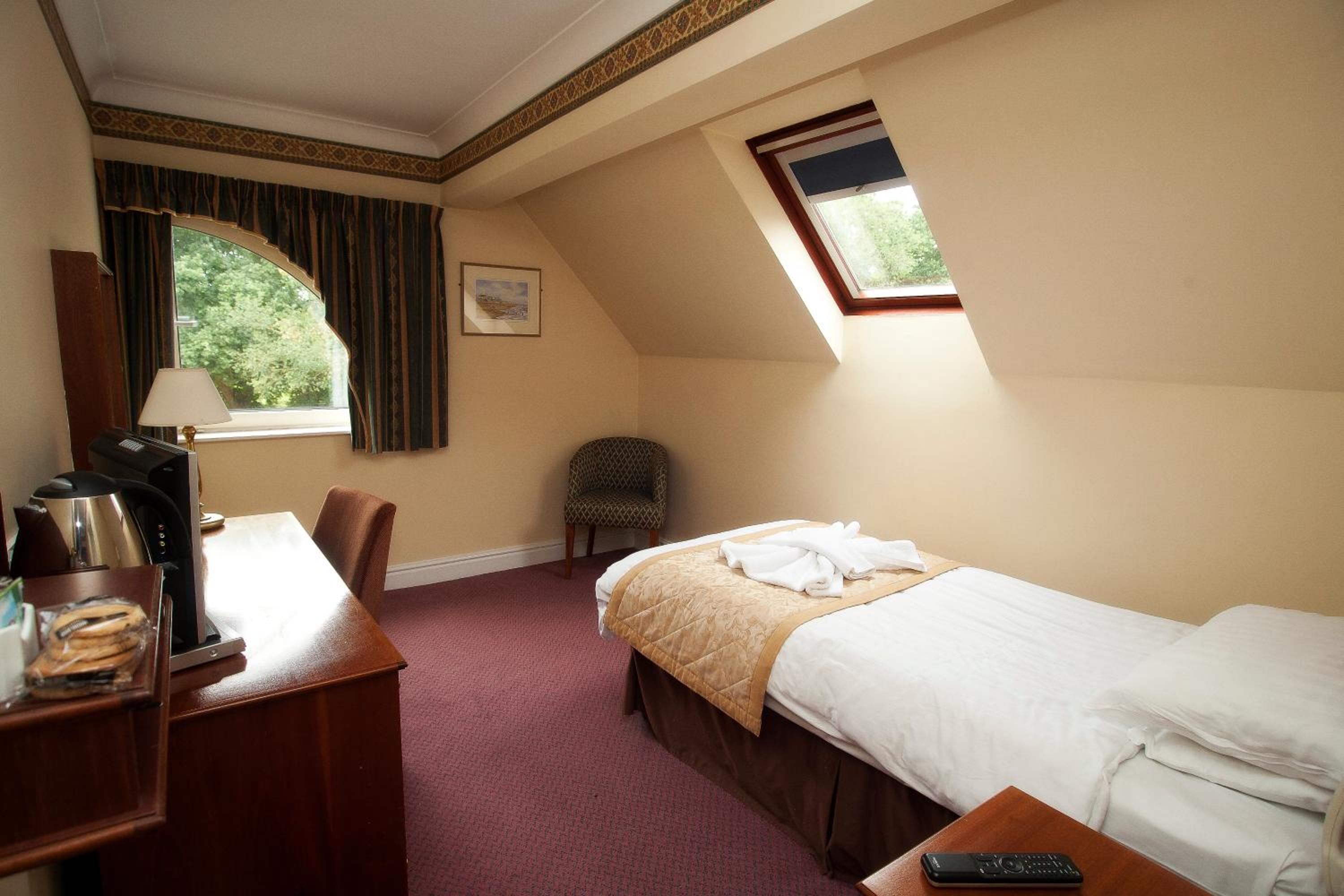 Deluxe Single Room