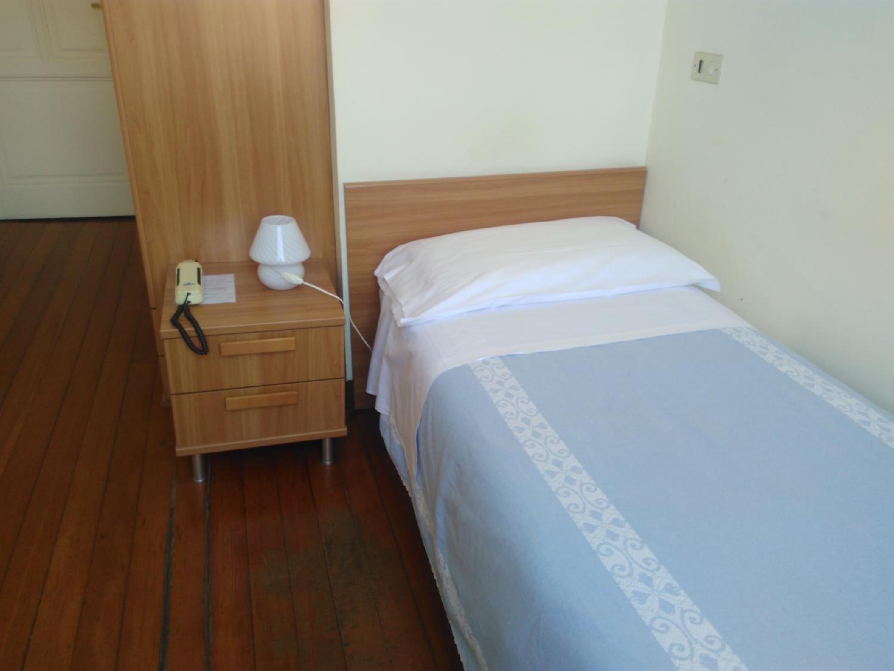 Single Room with Sea View and Private Internal Bathroom
