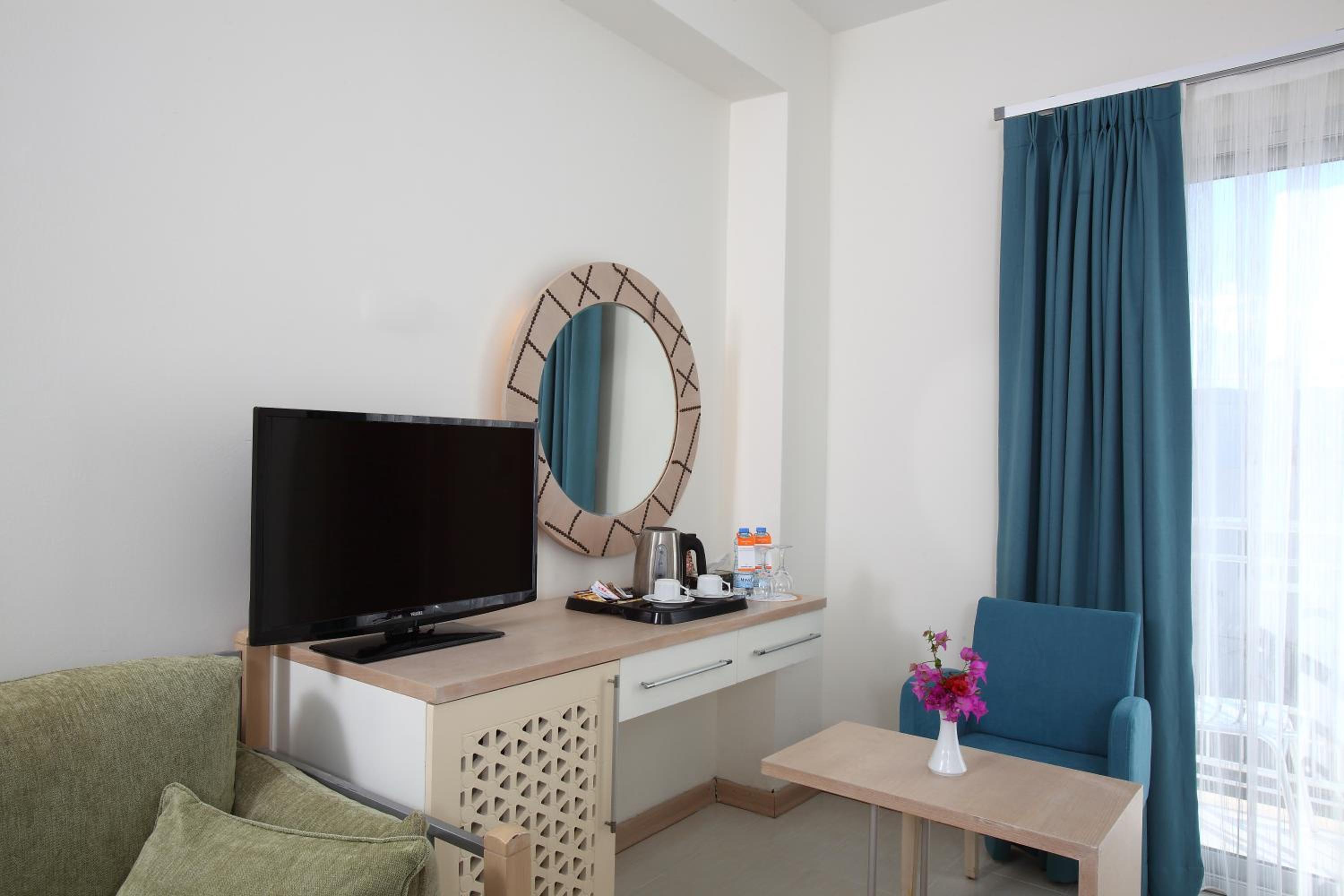 Standard Triple Room - Photo 3