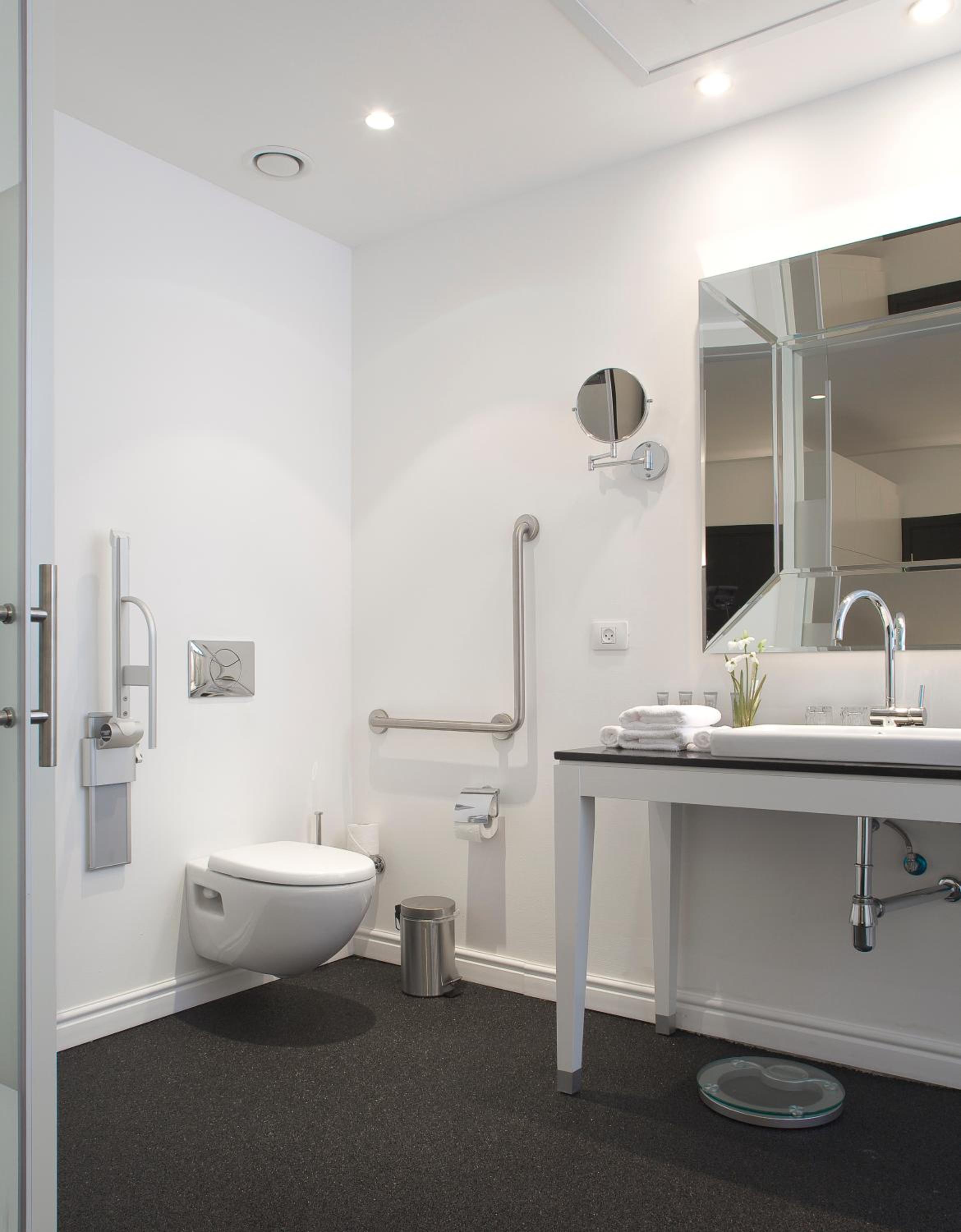 Executive Double Room (2 Adults + 1 Child)