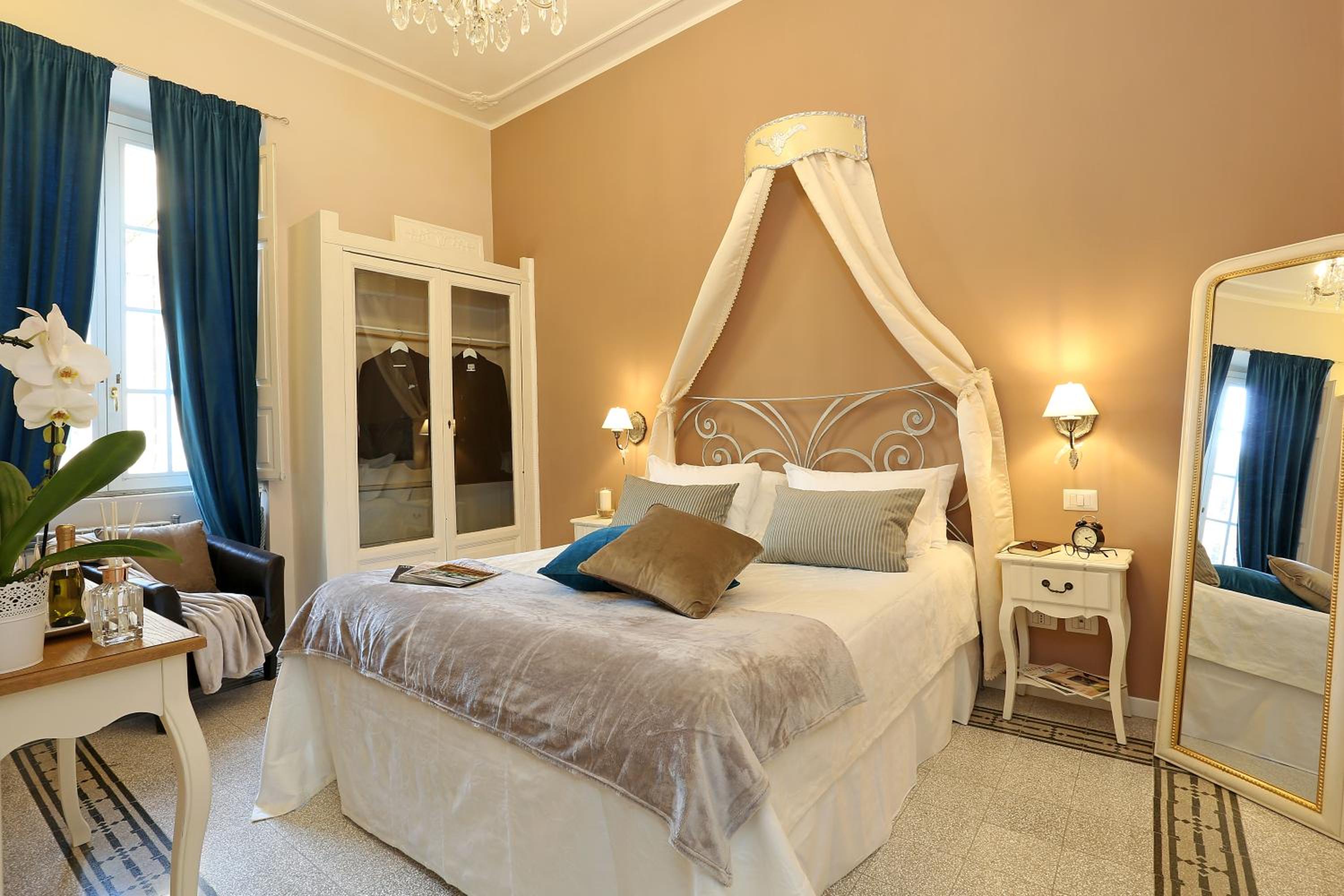 Two-Bedroom Suite photo 1