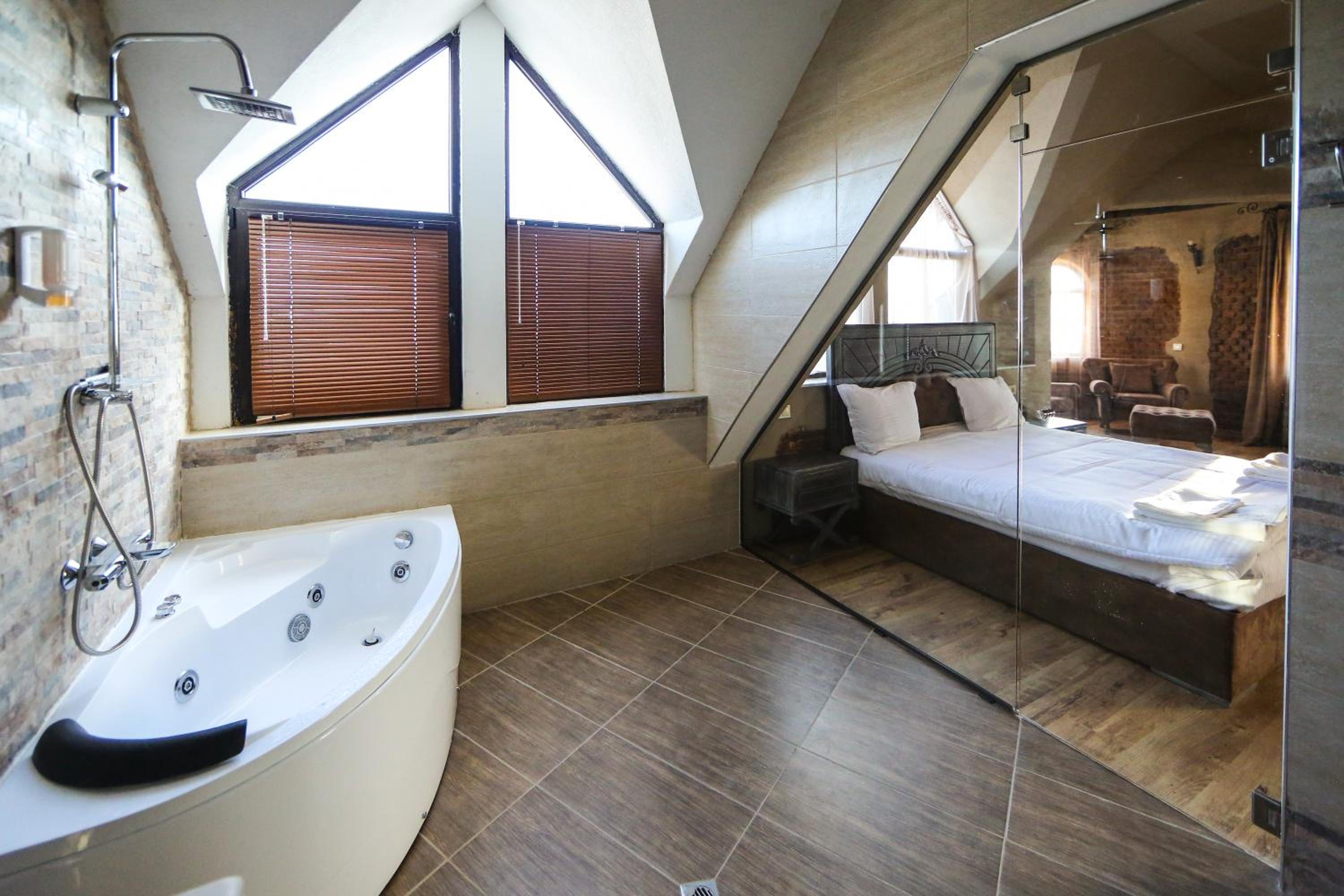 Presidential Suite photo 2