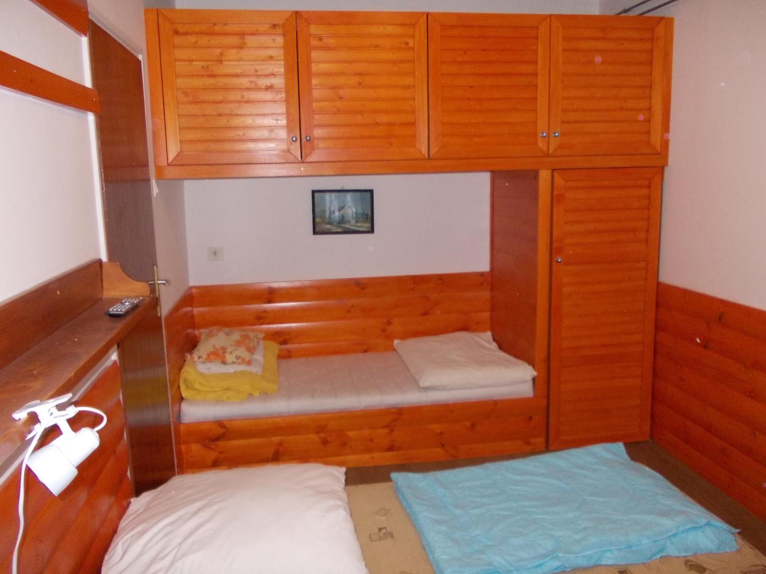 Apartment (4 Adults) photo 2