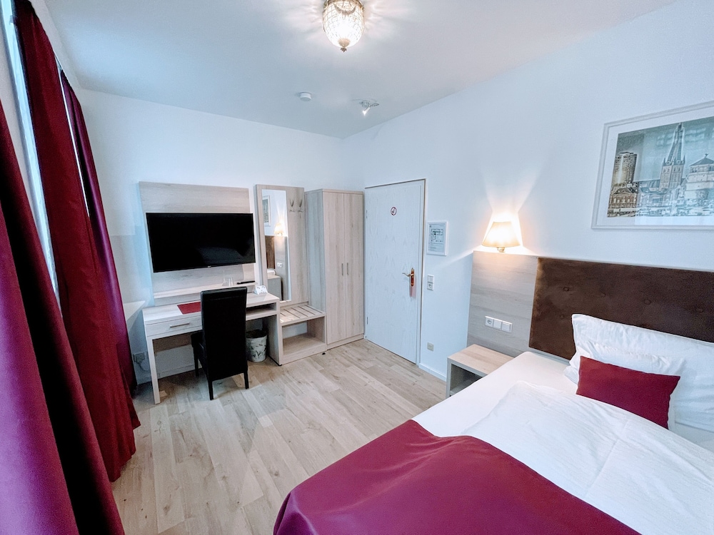 Deluxe Single Room photo 3