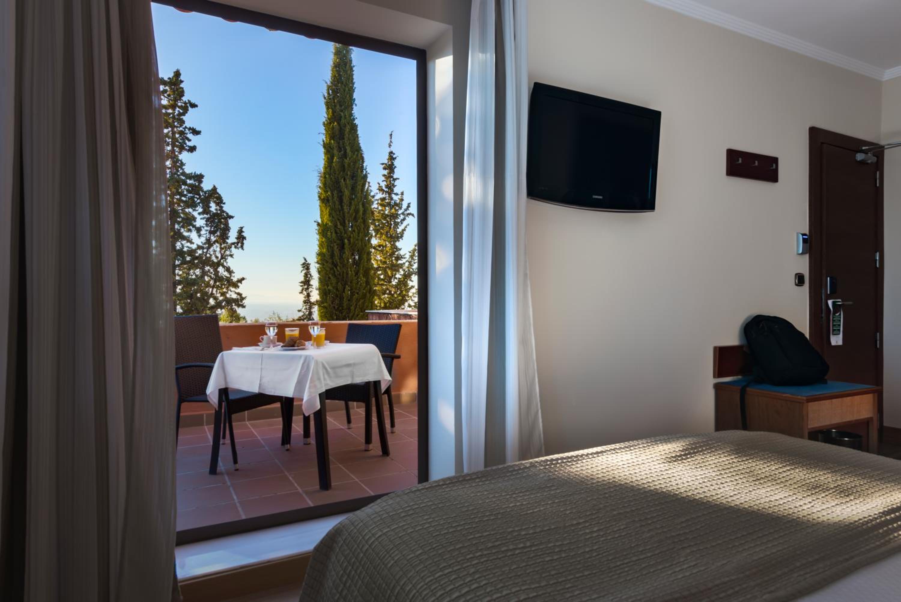 Double Room with Terrace - Photo 4