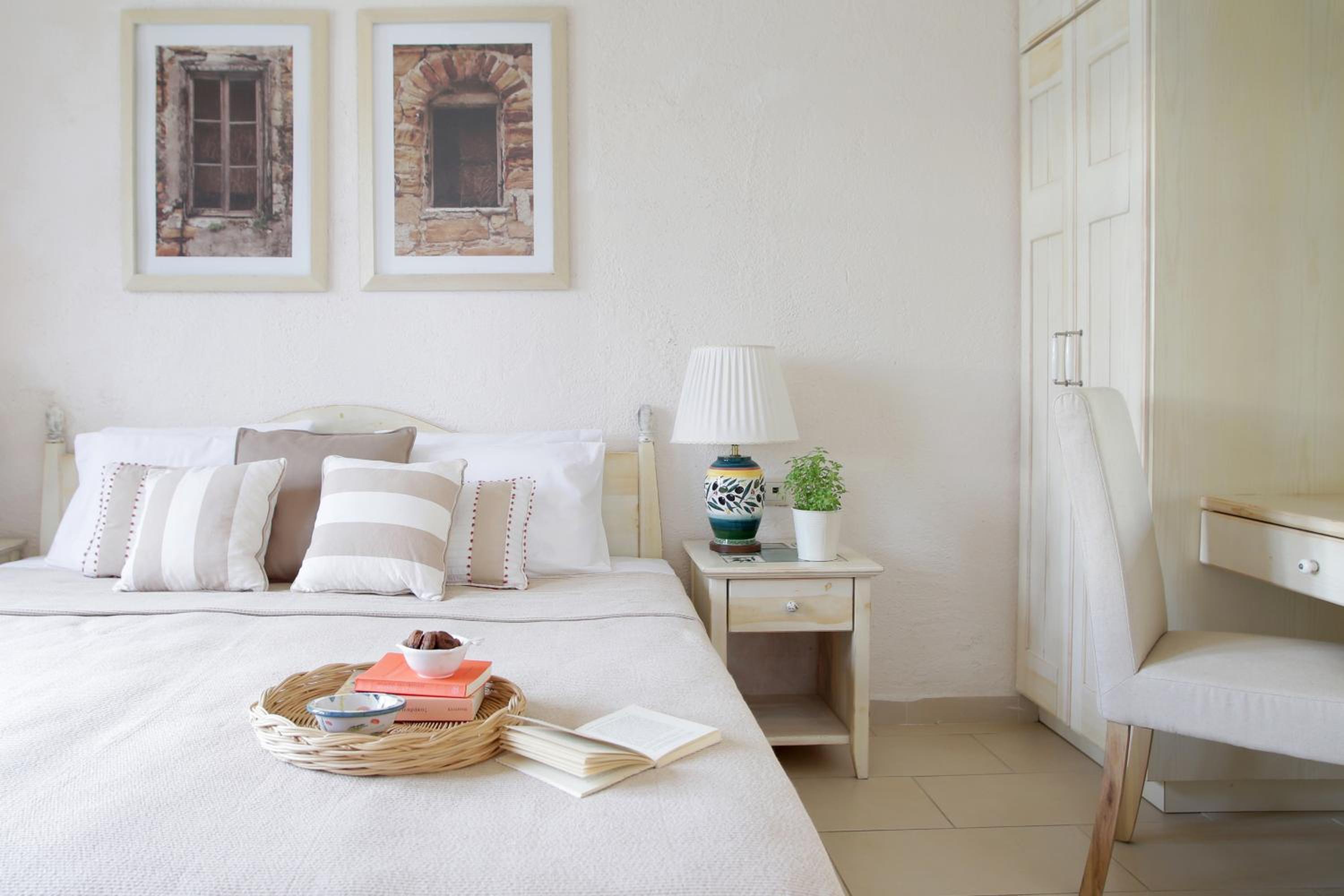Two Bedroom Suite with Pool View - Photo 1