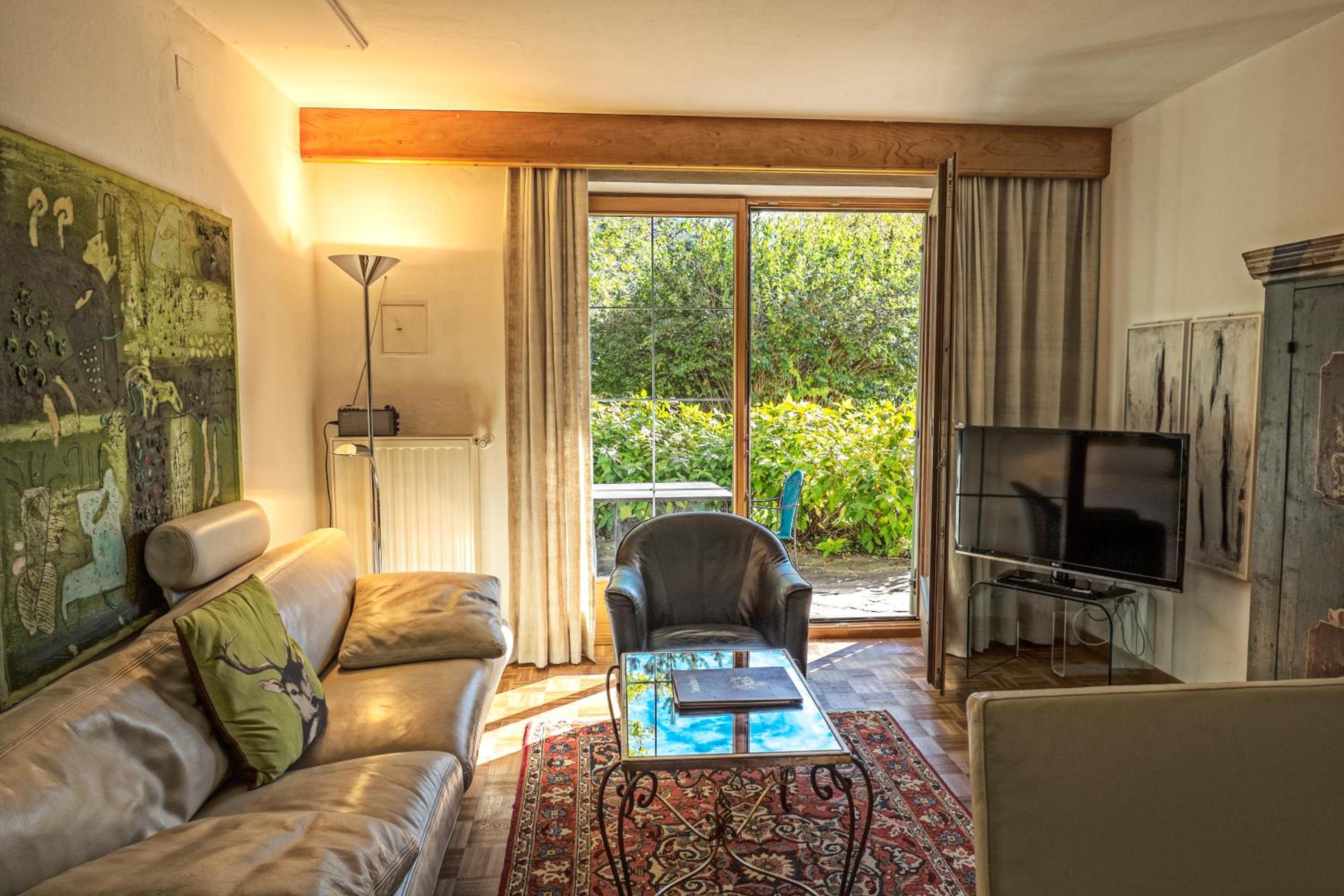 Apartment with Terrace photo 1