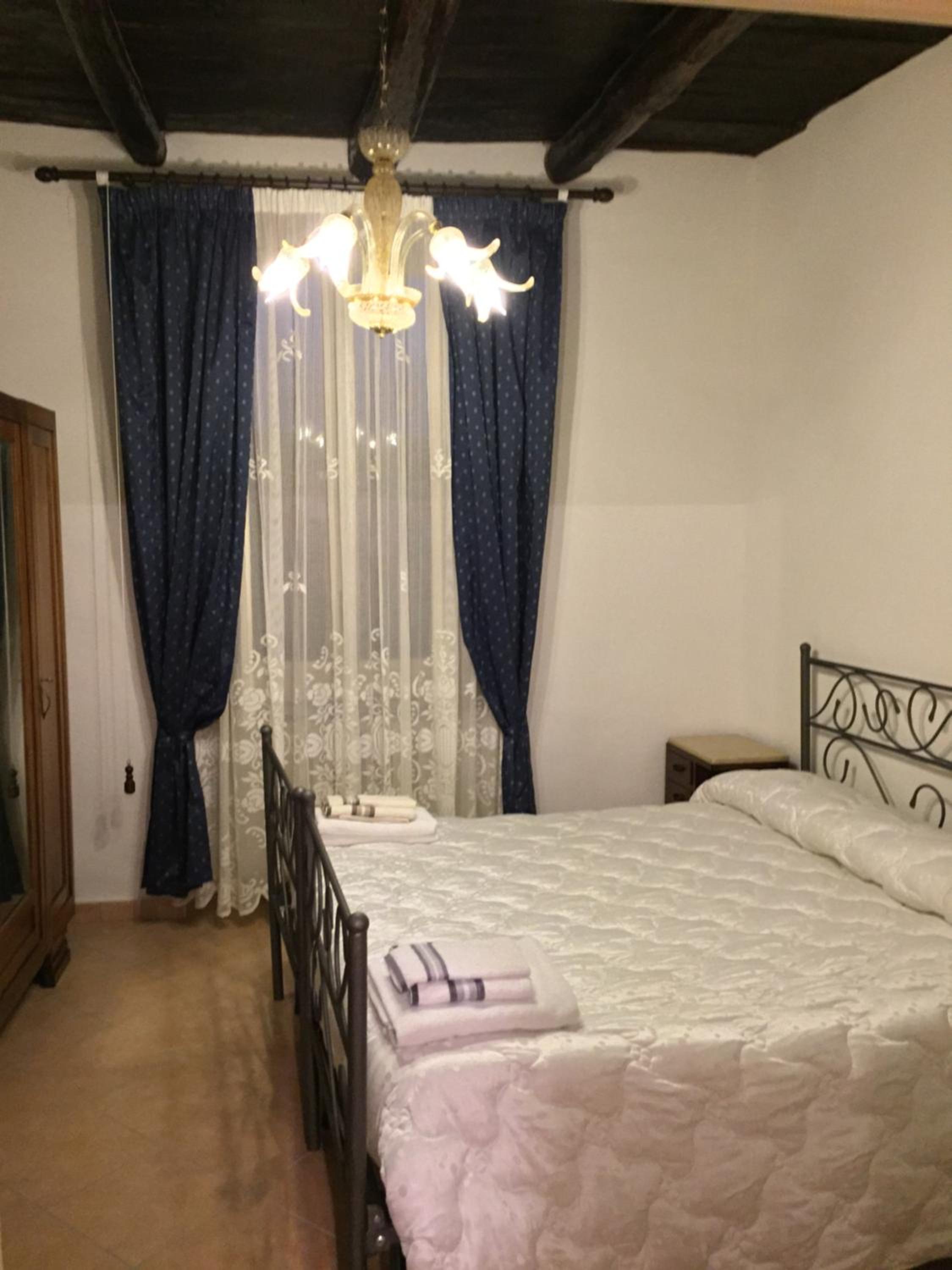 Double Room with Private Bathroom photo 1