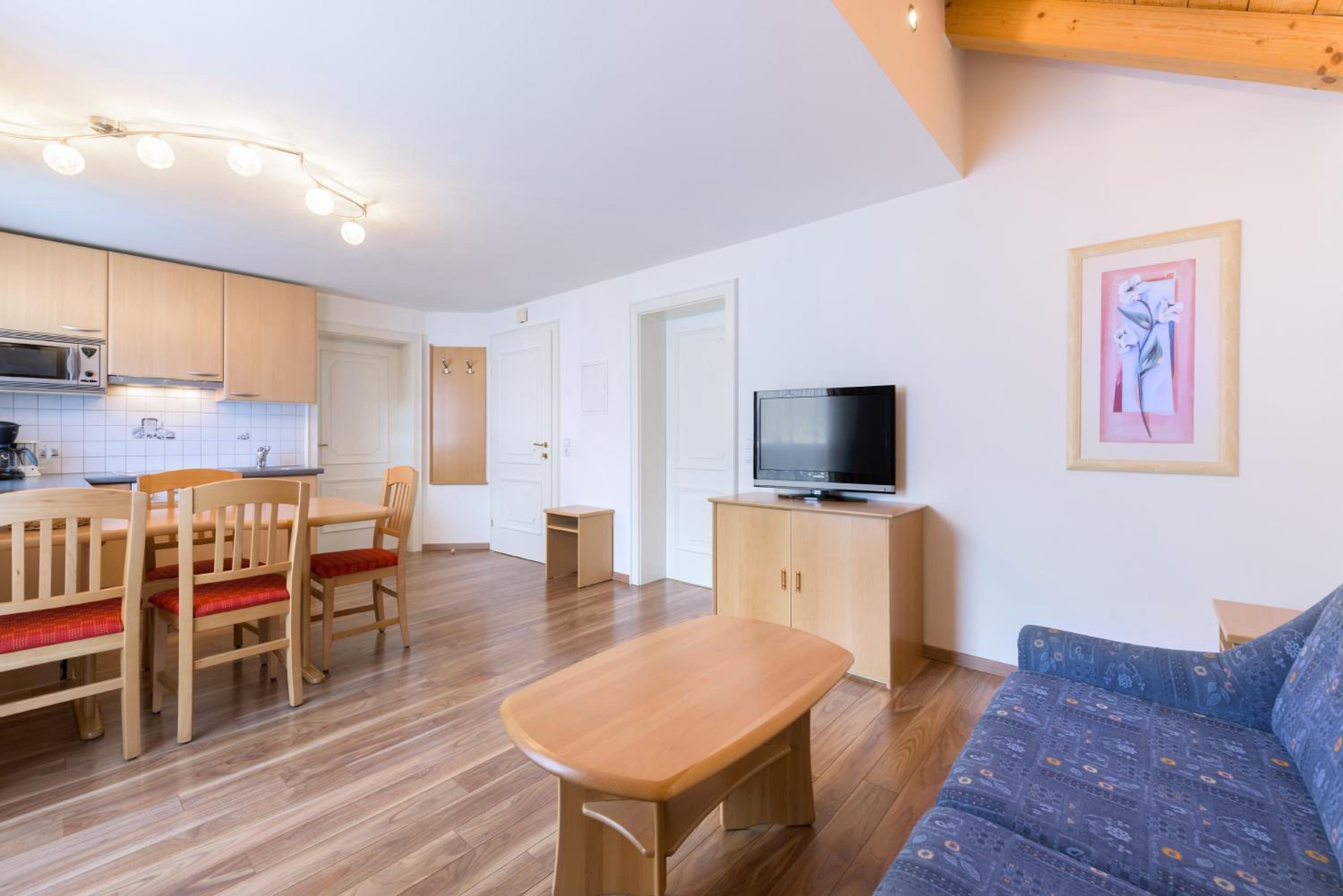 Apartment (2-4 Adults) photo 2