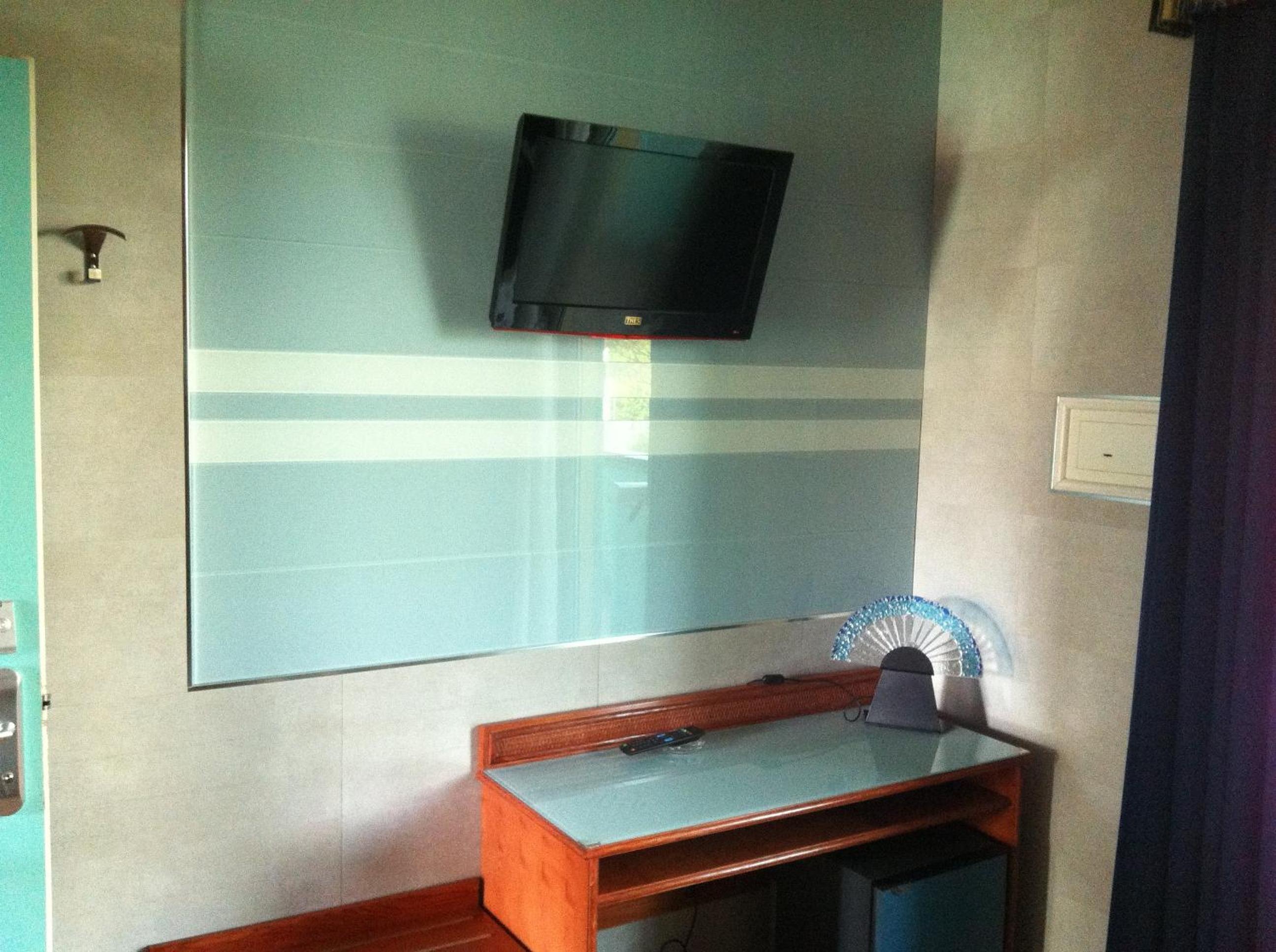 Double or Twin Room with access to the Beach  photo 3
