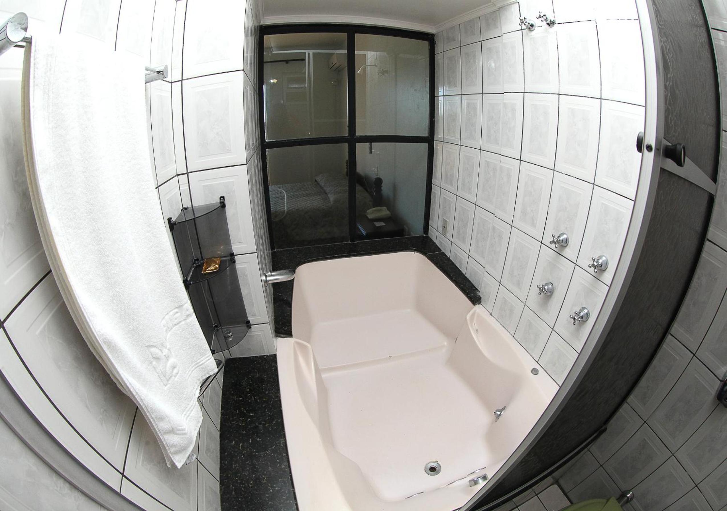 Deluxe Double Room with Bath photo 2