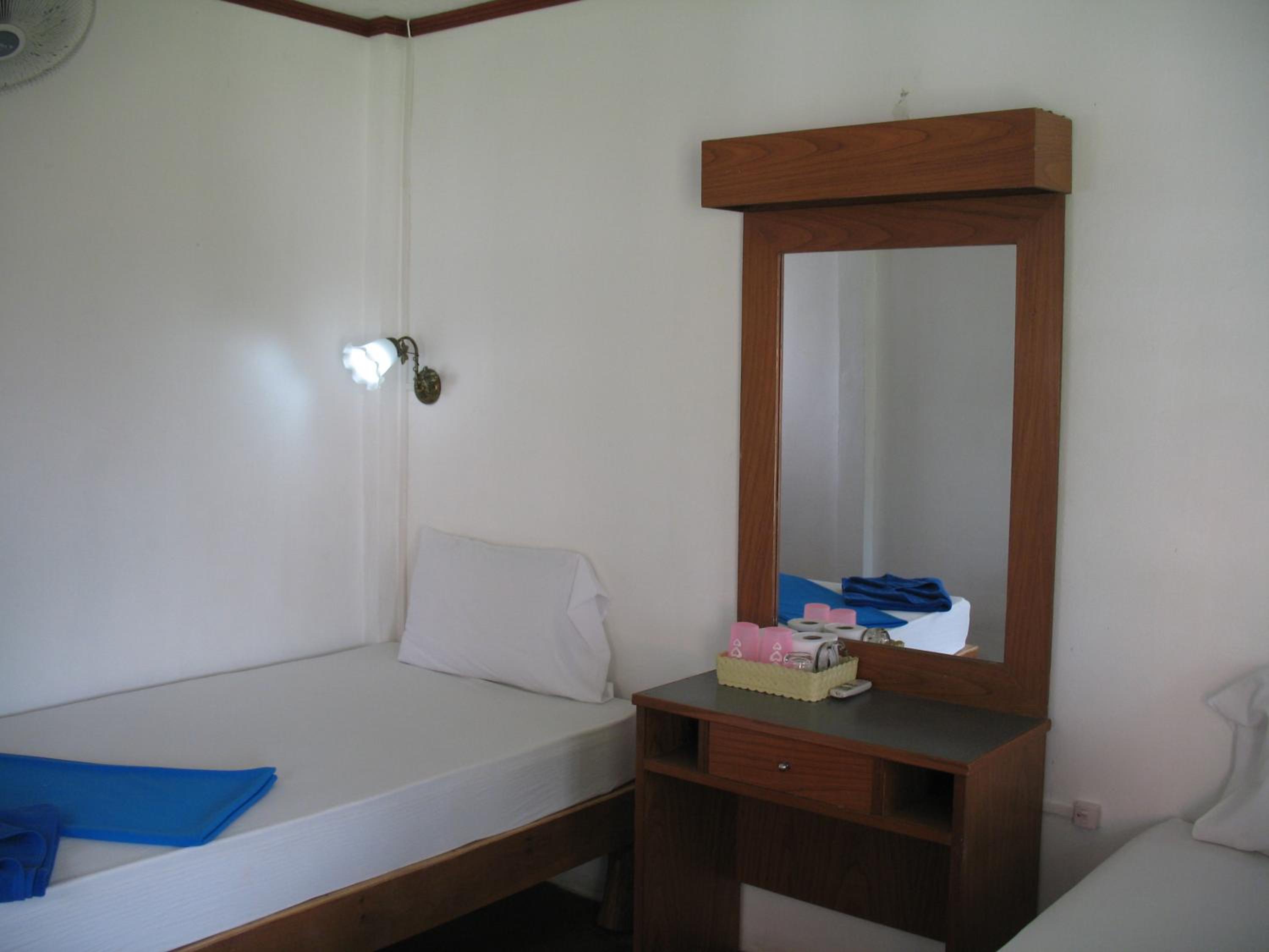Bungalow Twin Room with Air-Conditioning photo 2