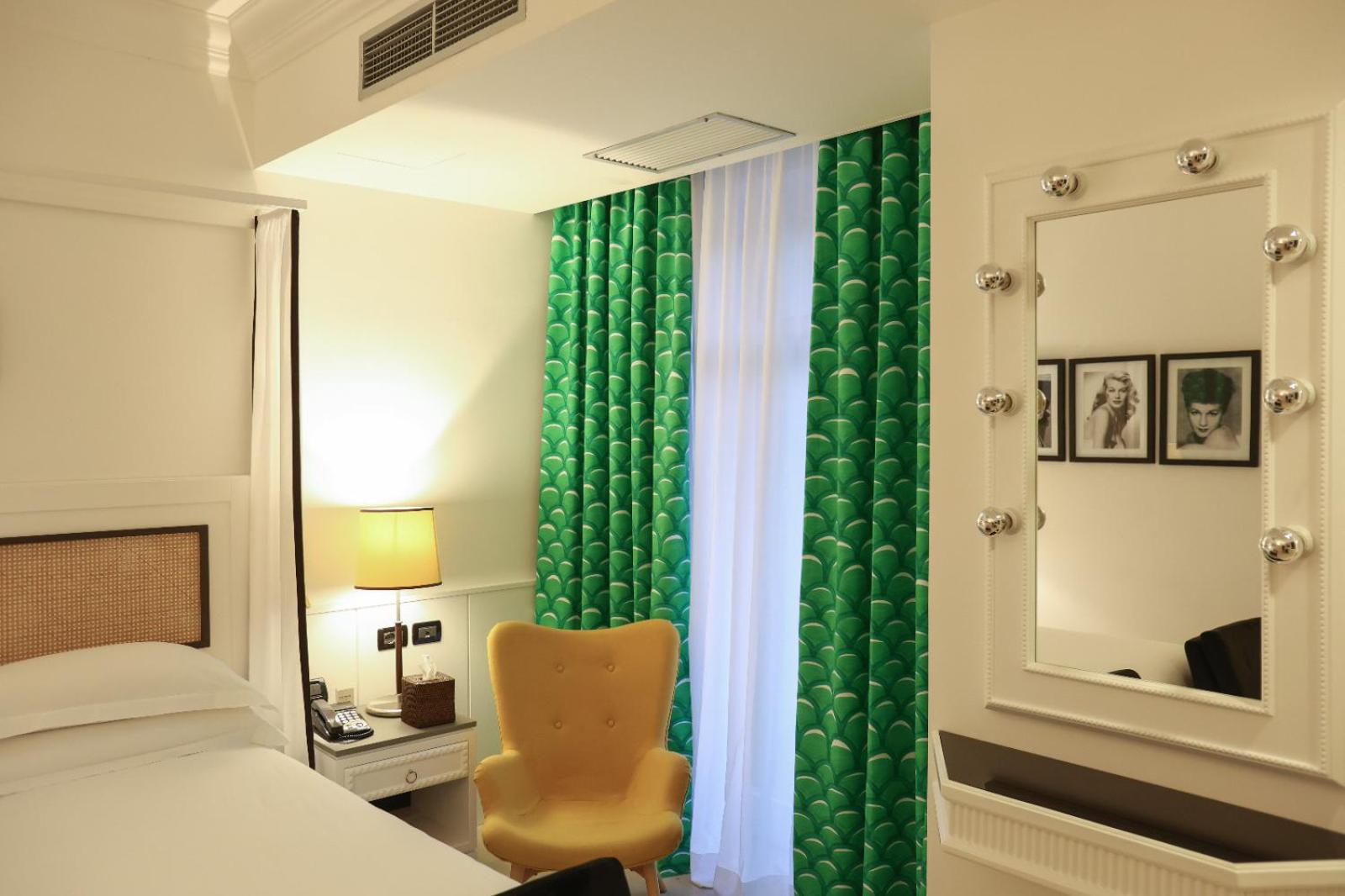 Deluxe Double Room photo 2