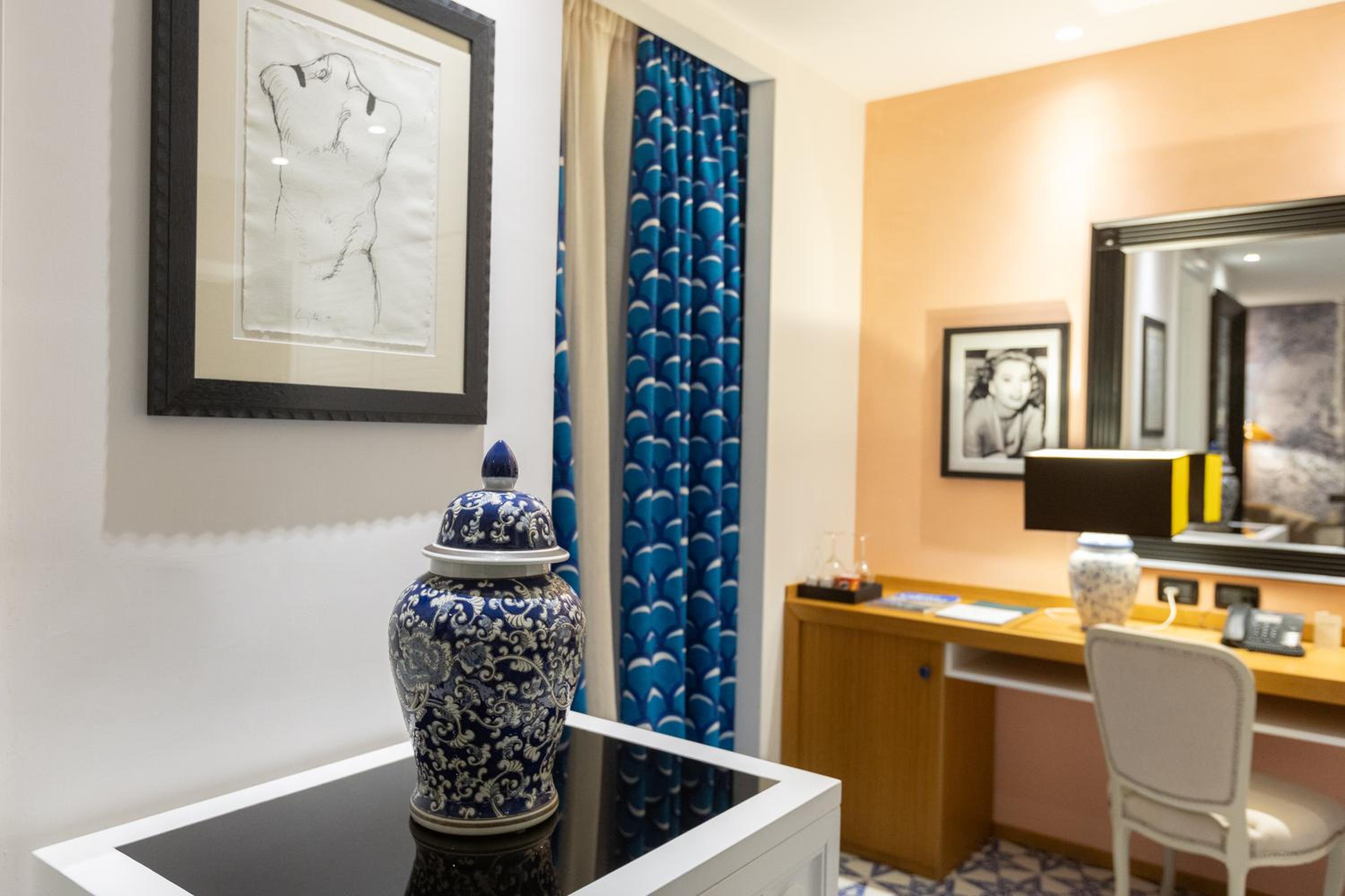 Junior Suite Deluxe photo 2