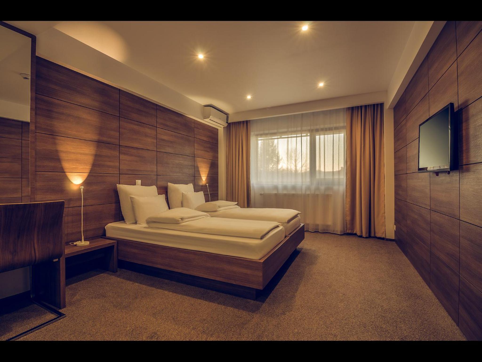 Superior Double or Twin Room - Photo 3