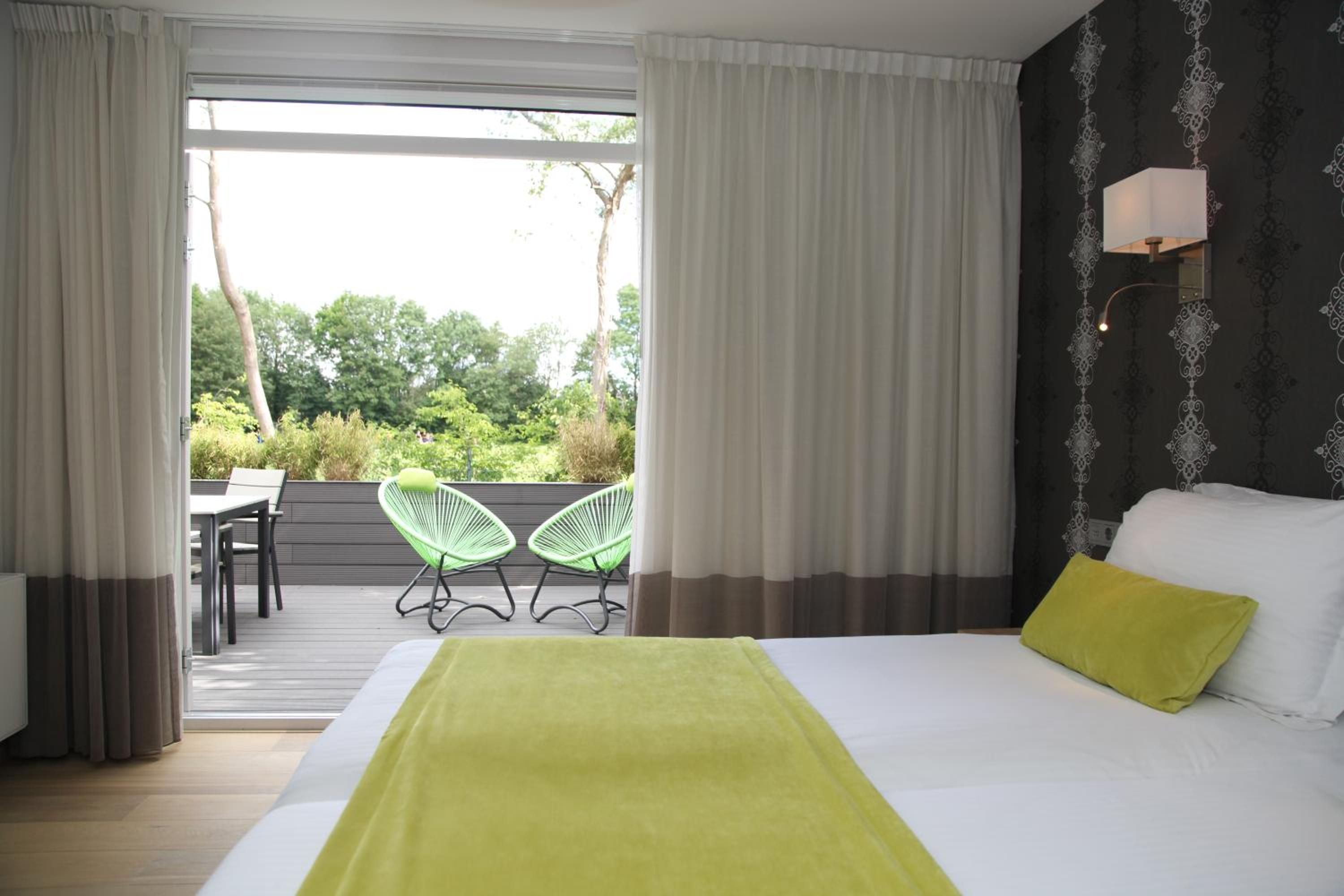 Twin Room with Terrace - Photo 11
