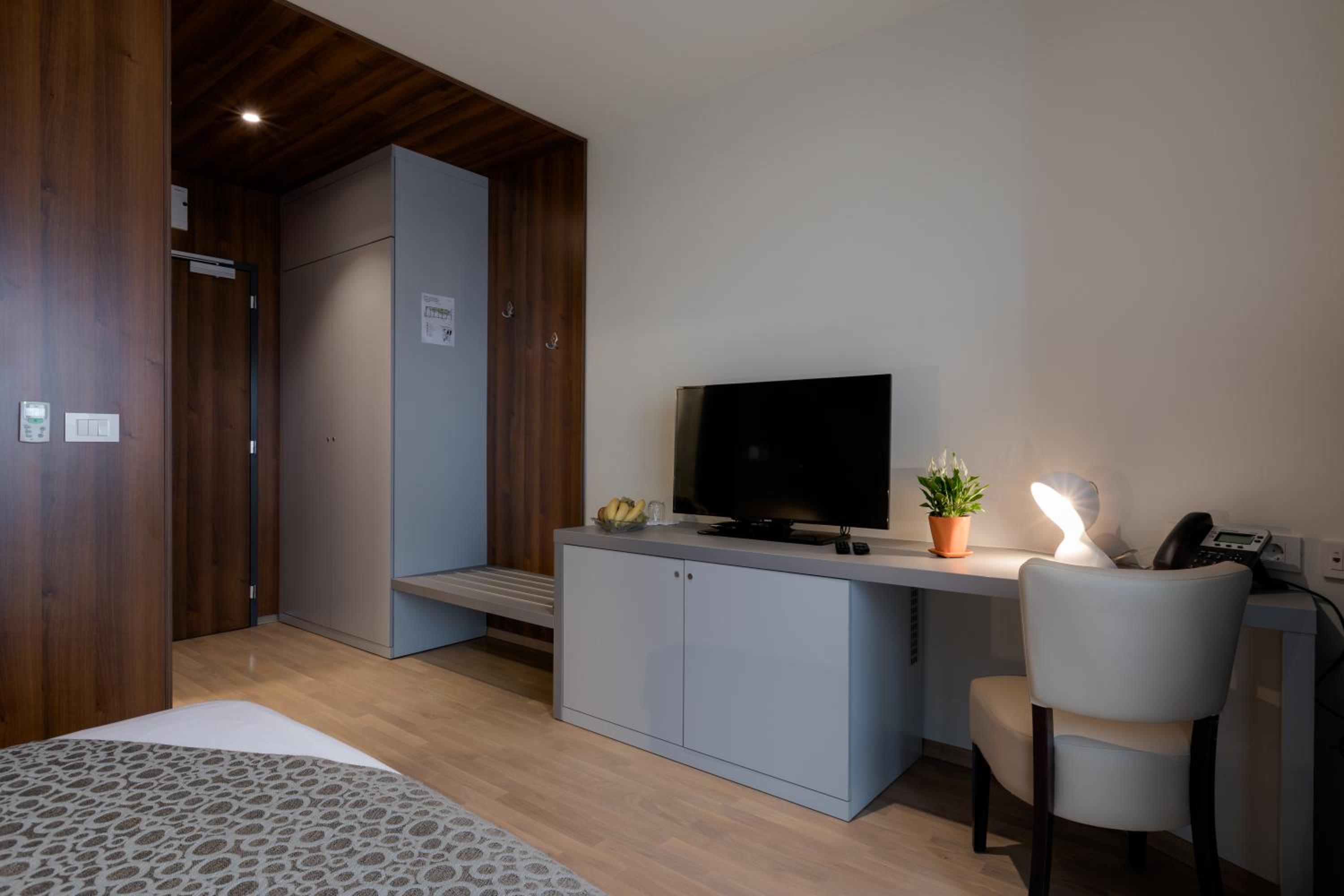 Superior Single Room with Balcony, photo 7