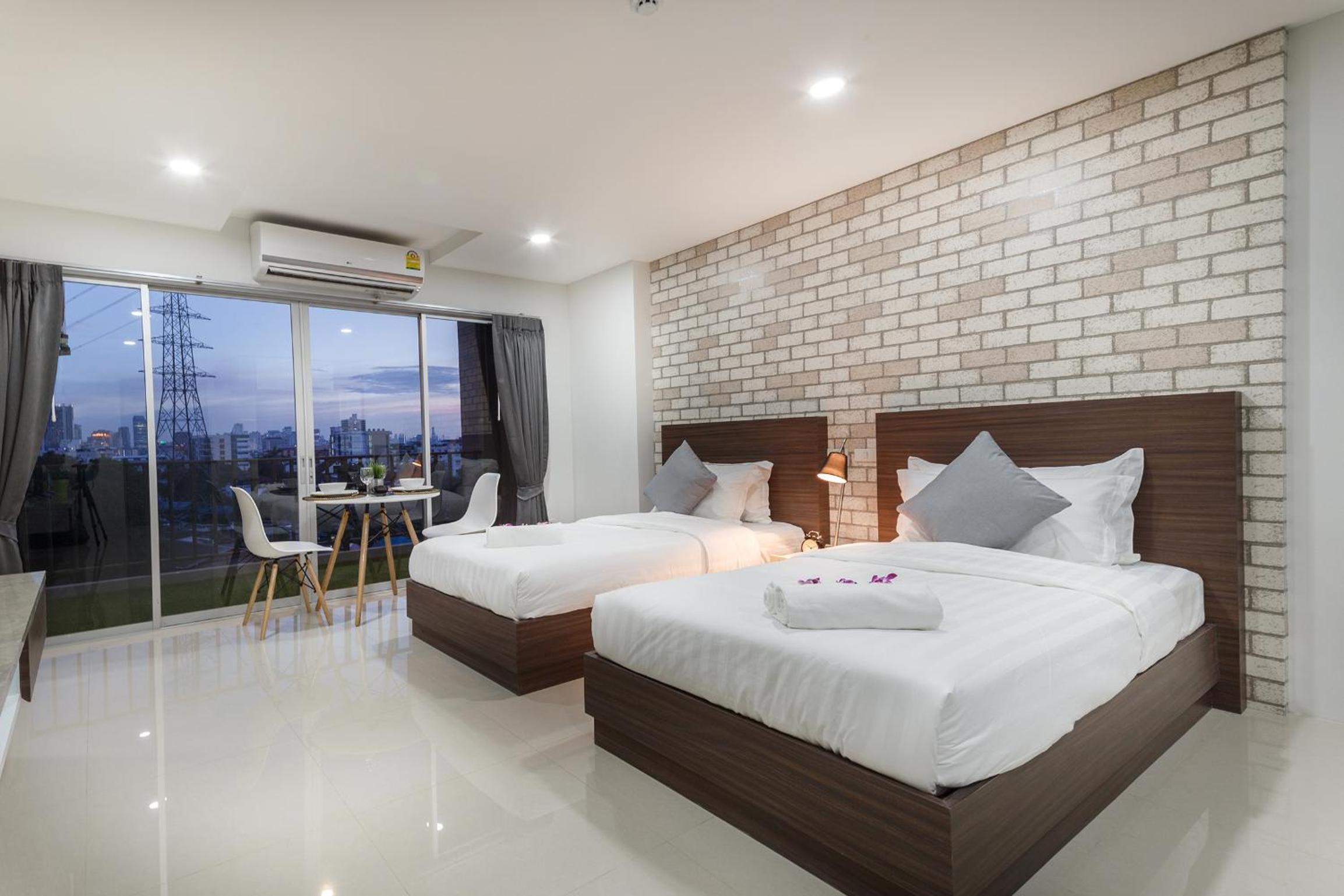 Quadruple Room with Balcony photo 1