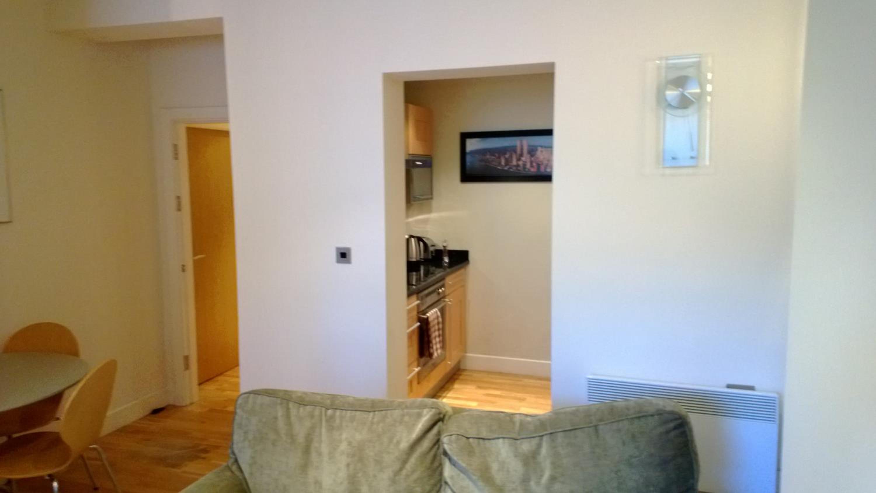 Apartment - Ground Floor - Photo 2