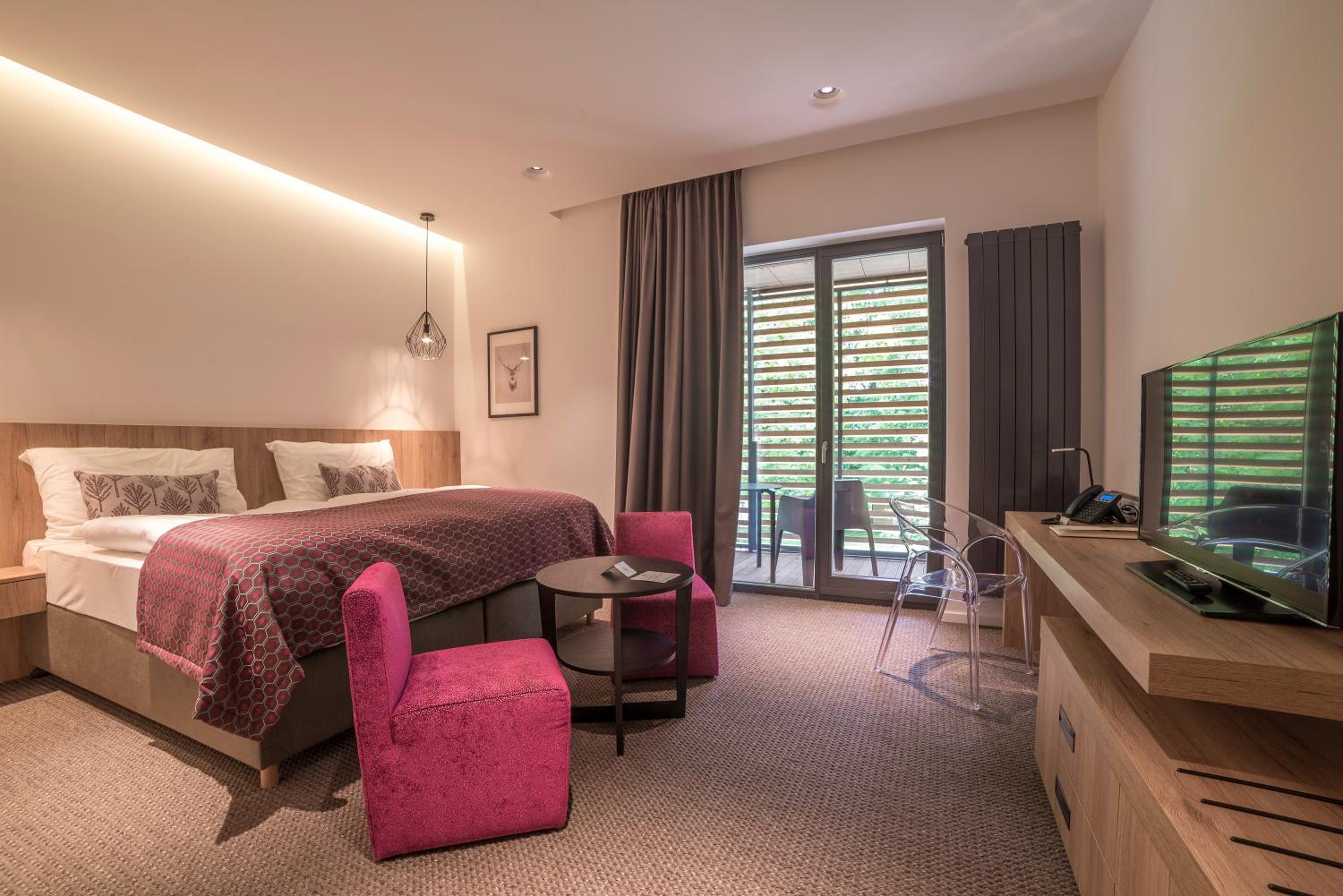 Superior Double or Twin Room with Balcony photo 2