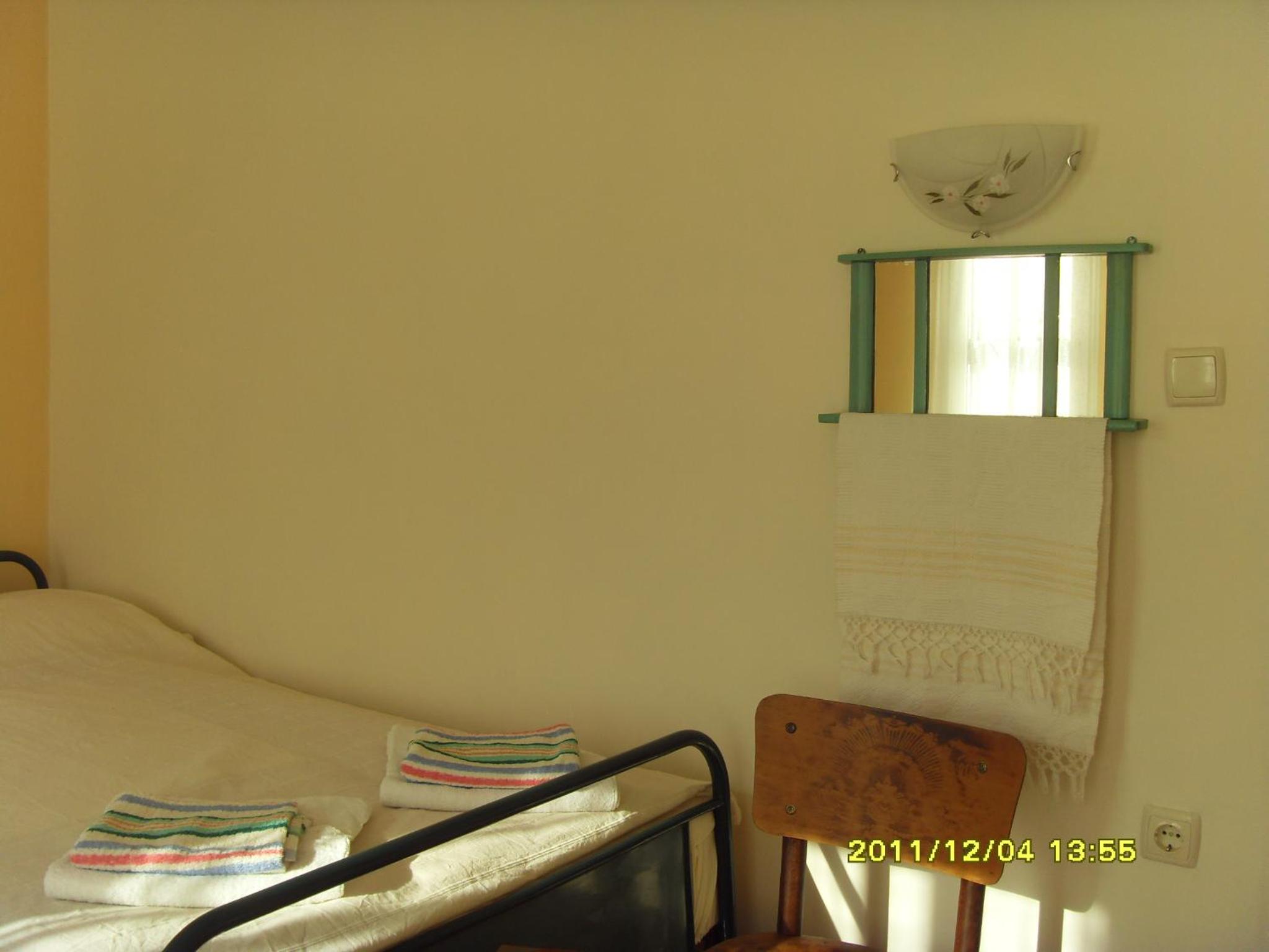 Quadruple Room With Shared Bathroom photo 1