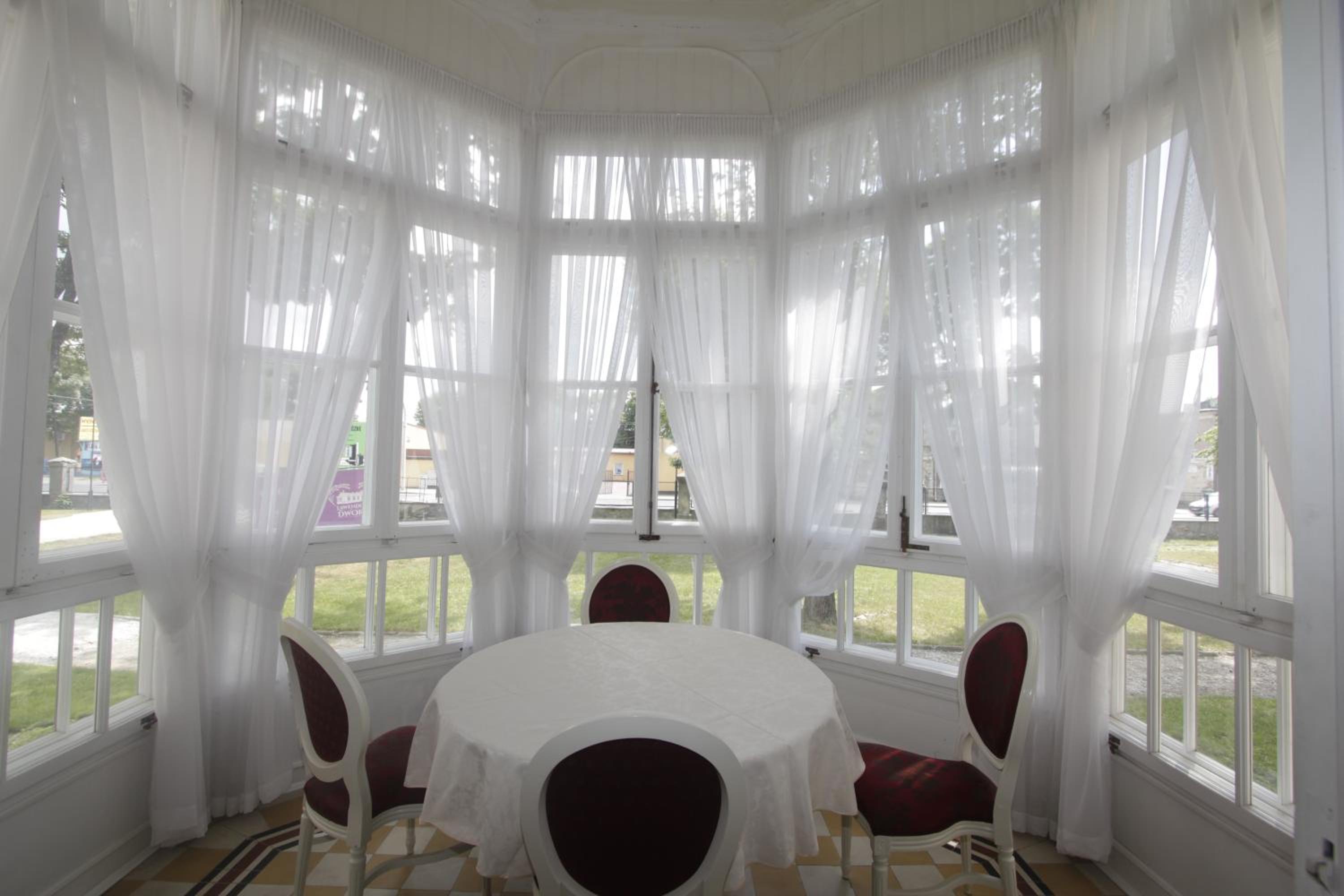Twin Room - Photo 7