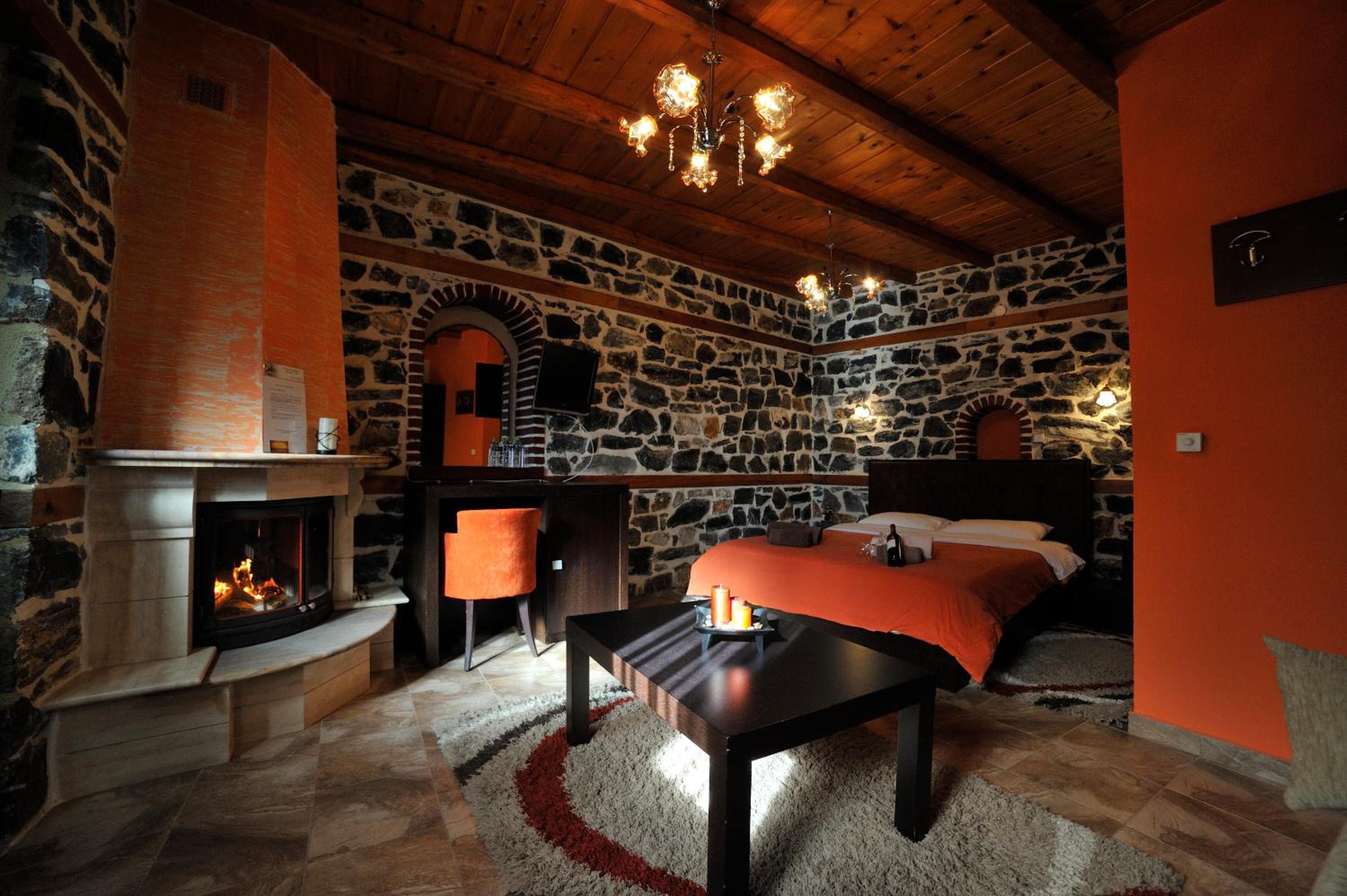 Deluxe King Room photo 3