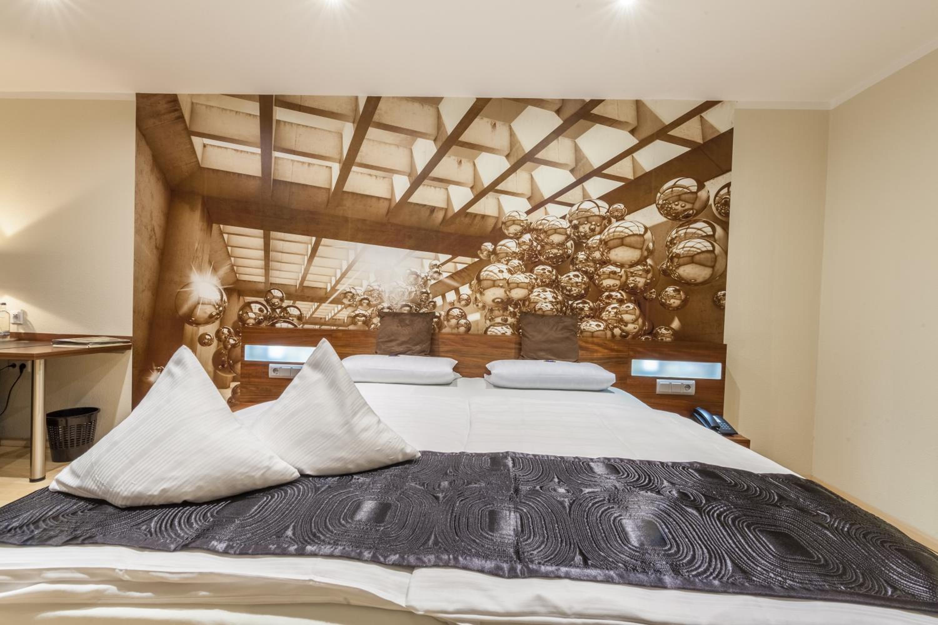Business Double Room - Photo 5