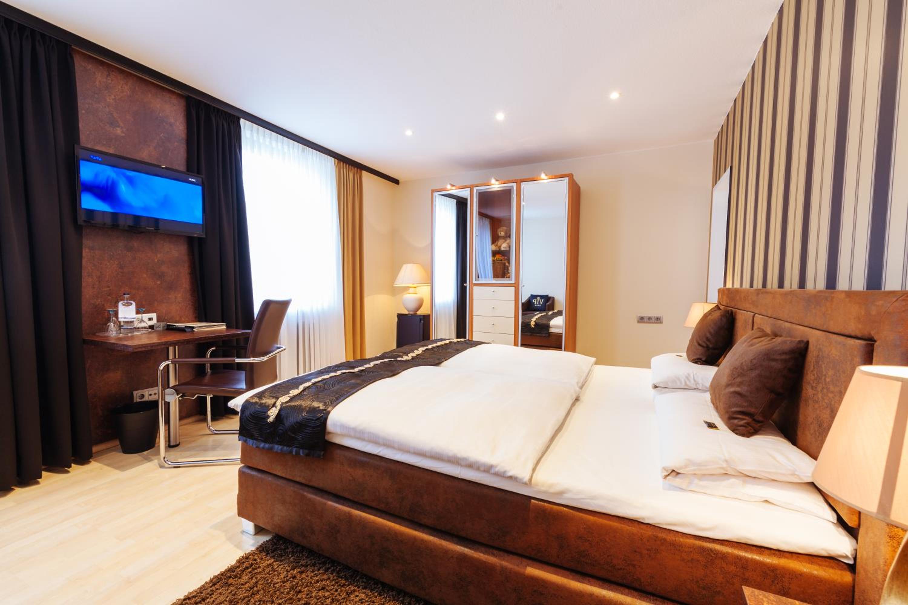 Business Double Room - Photo 4