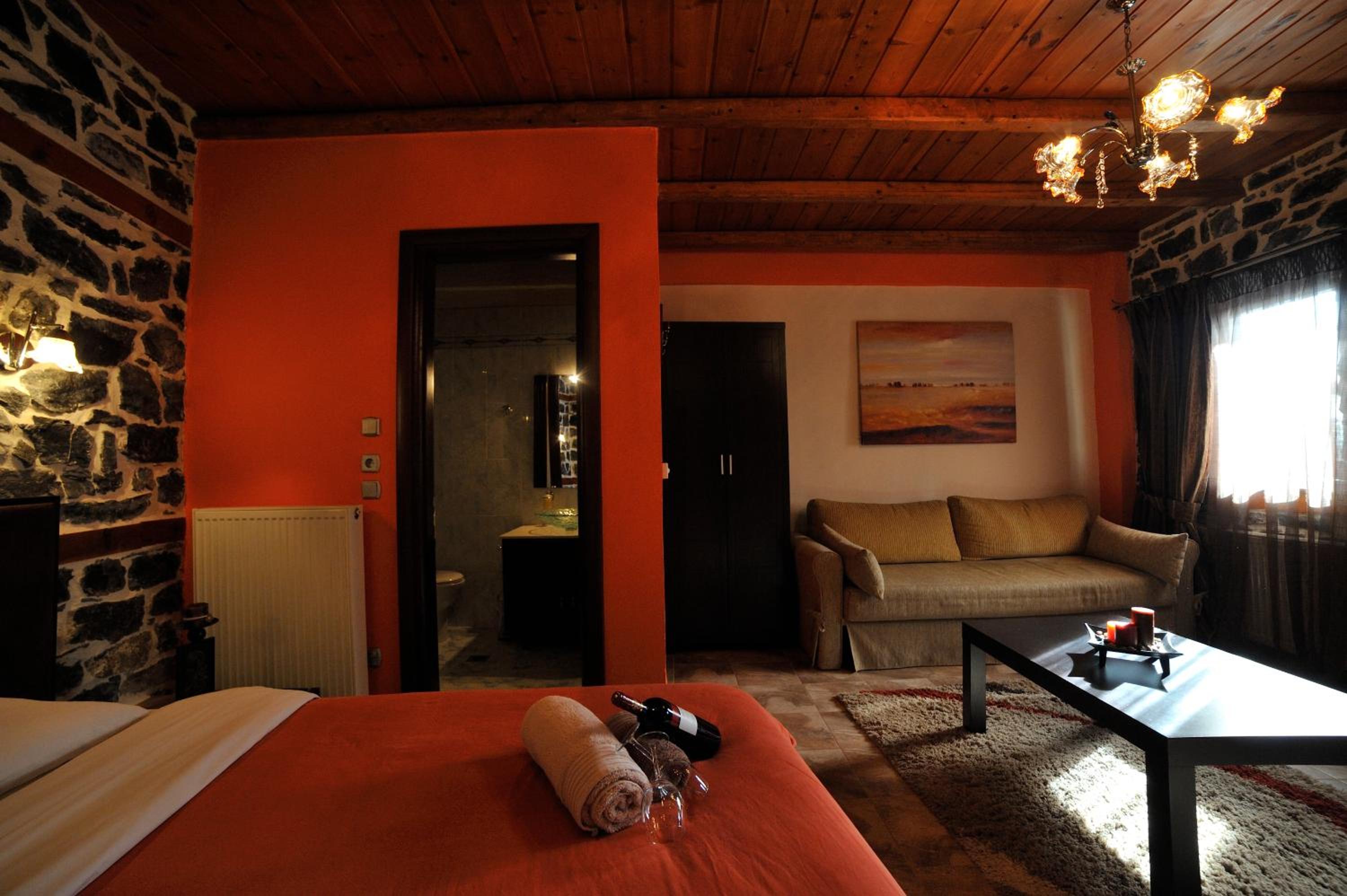 Deluxe King Room photo 2