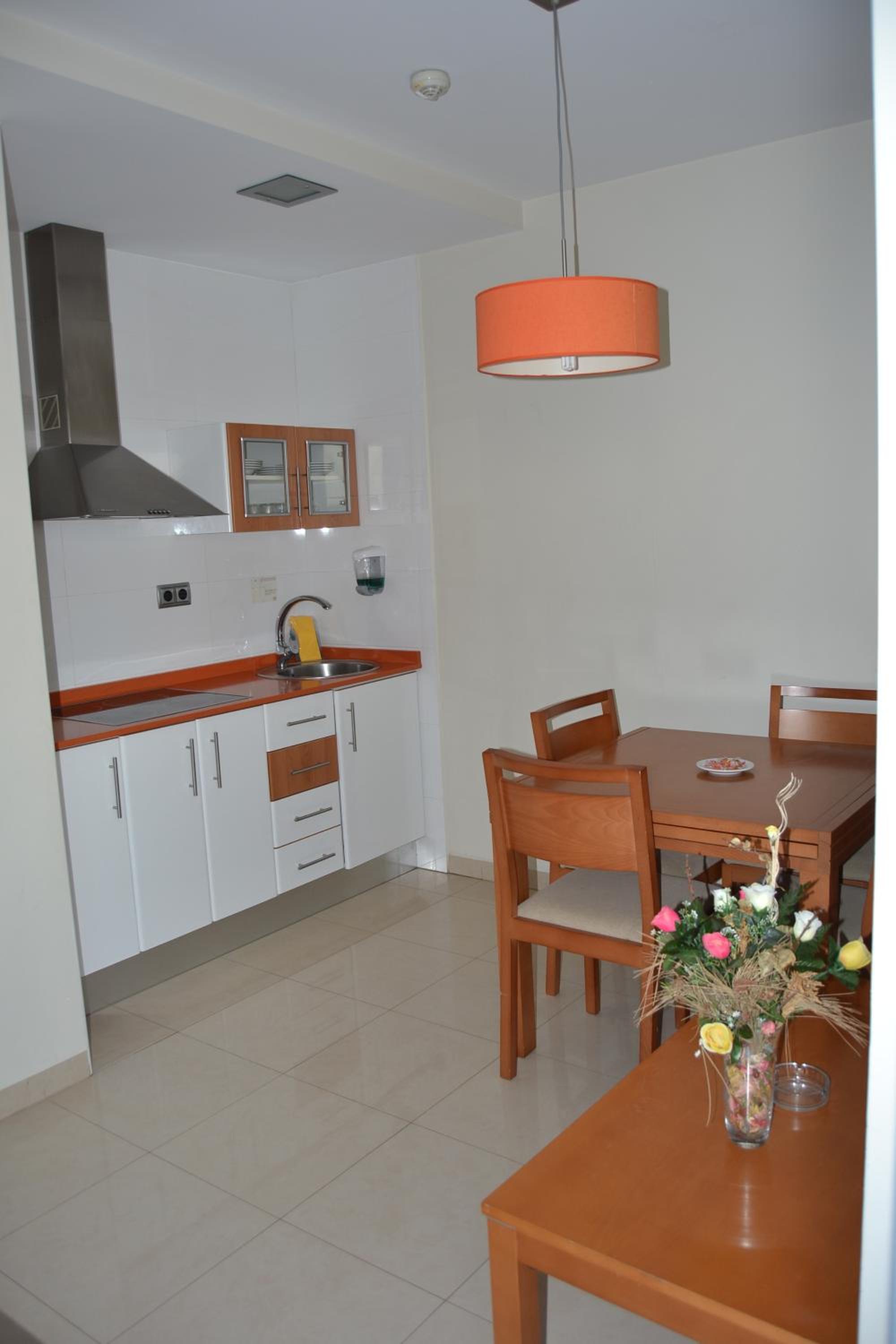 One-Bedroom Apartment with Terrace (3 Adults)