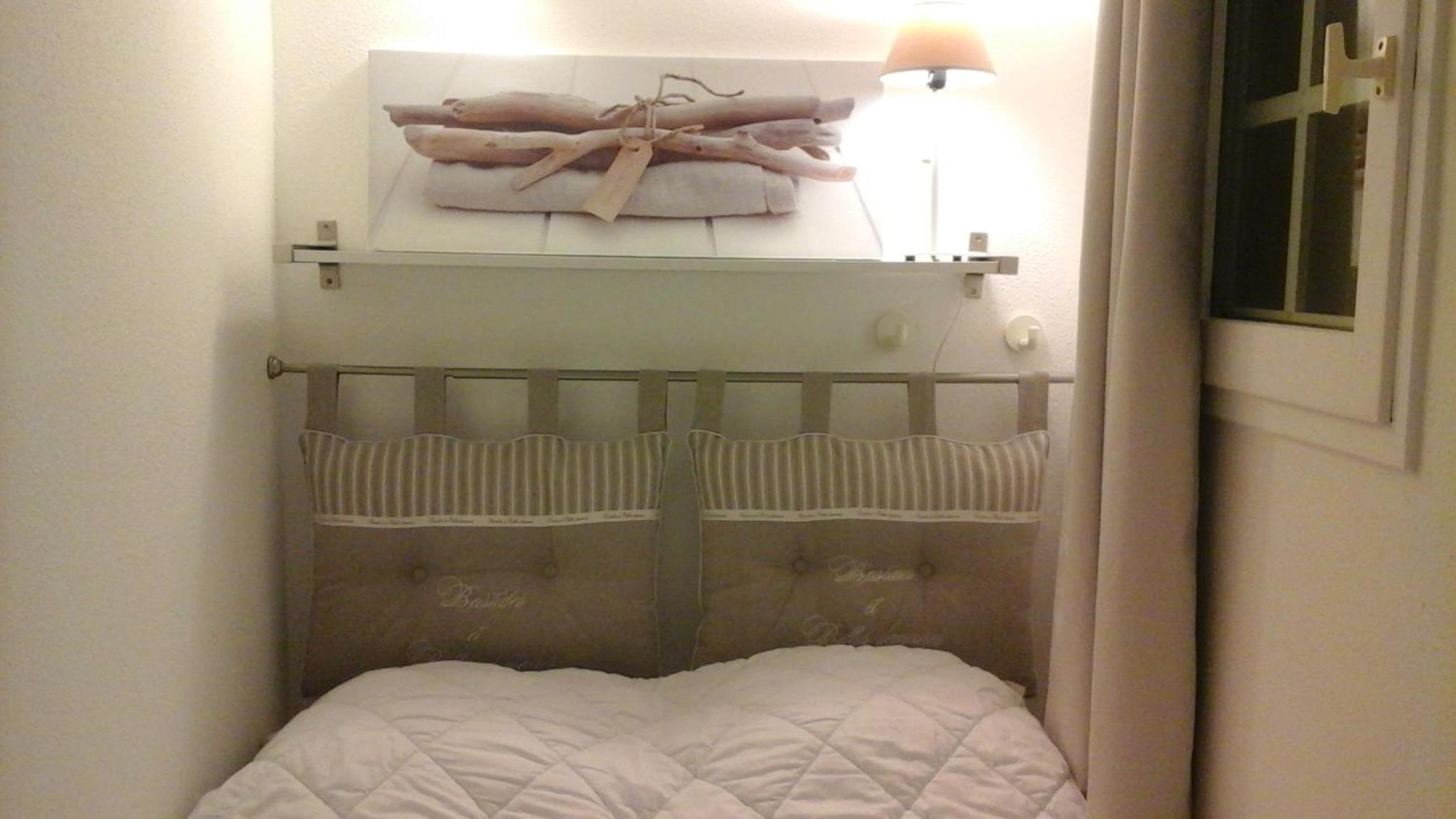 Studio Apartment photo 1