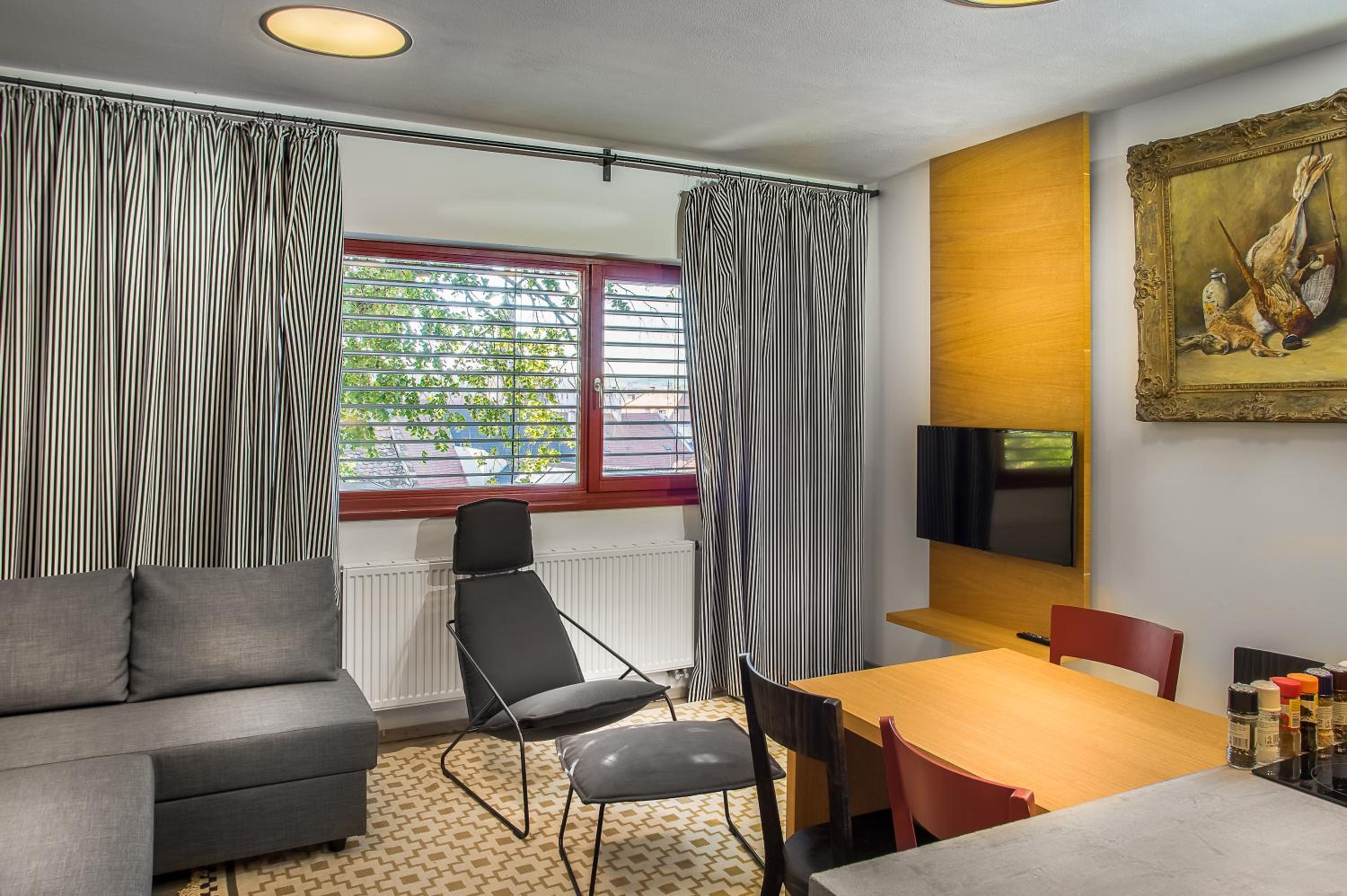 Superior Apartment photo 1
