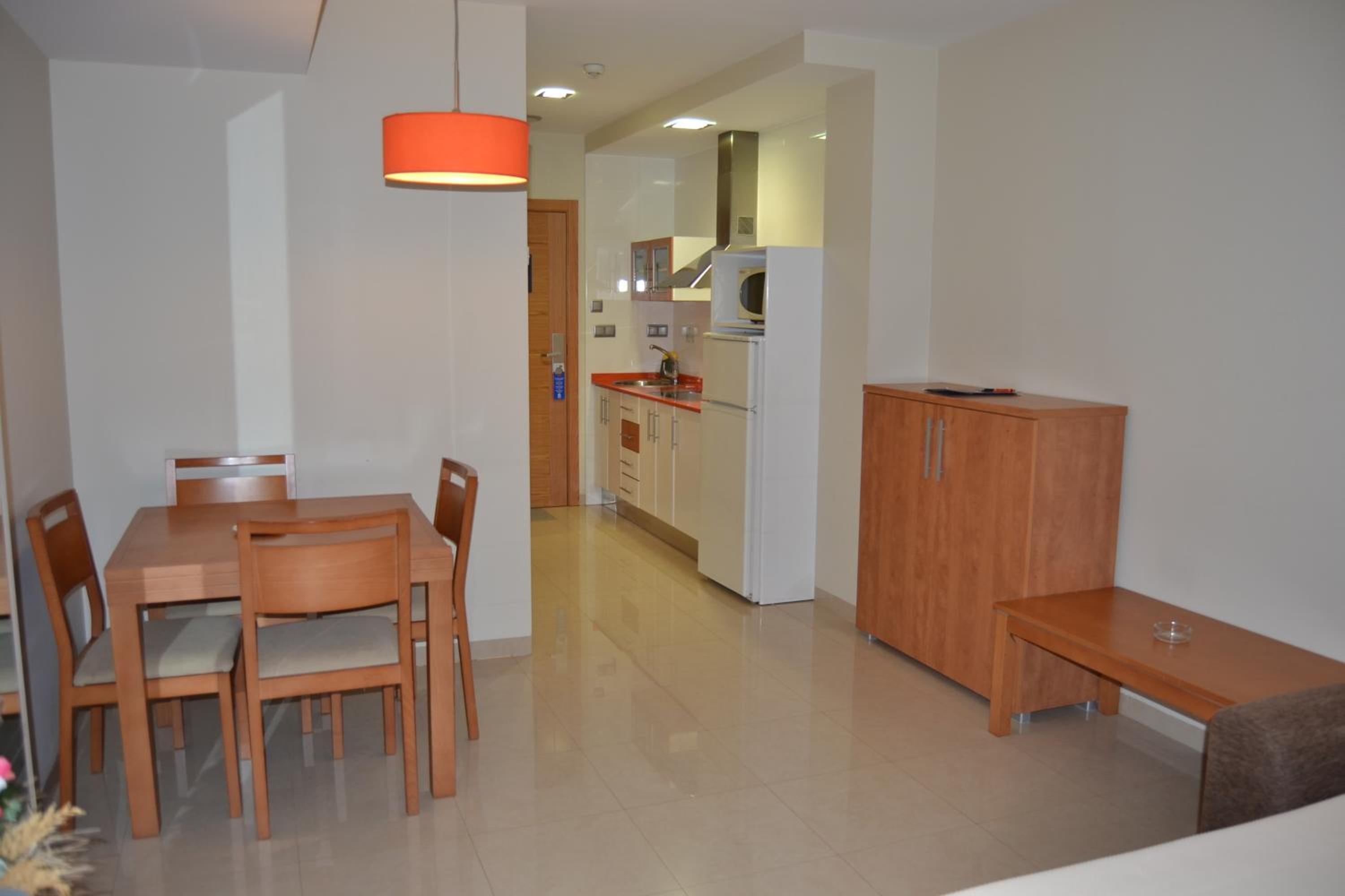 One-Bedroom Apartment (3 Adults) photo 2