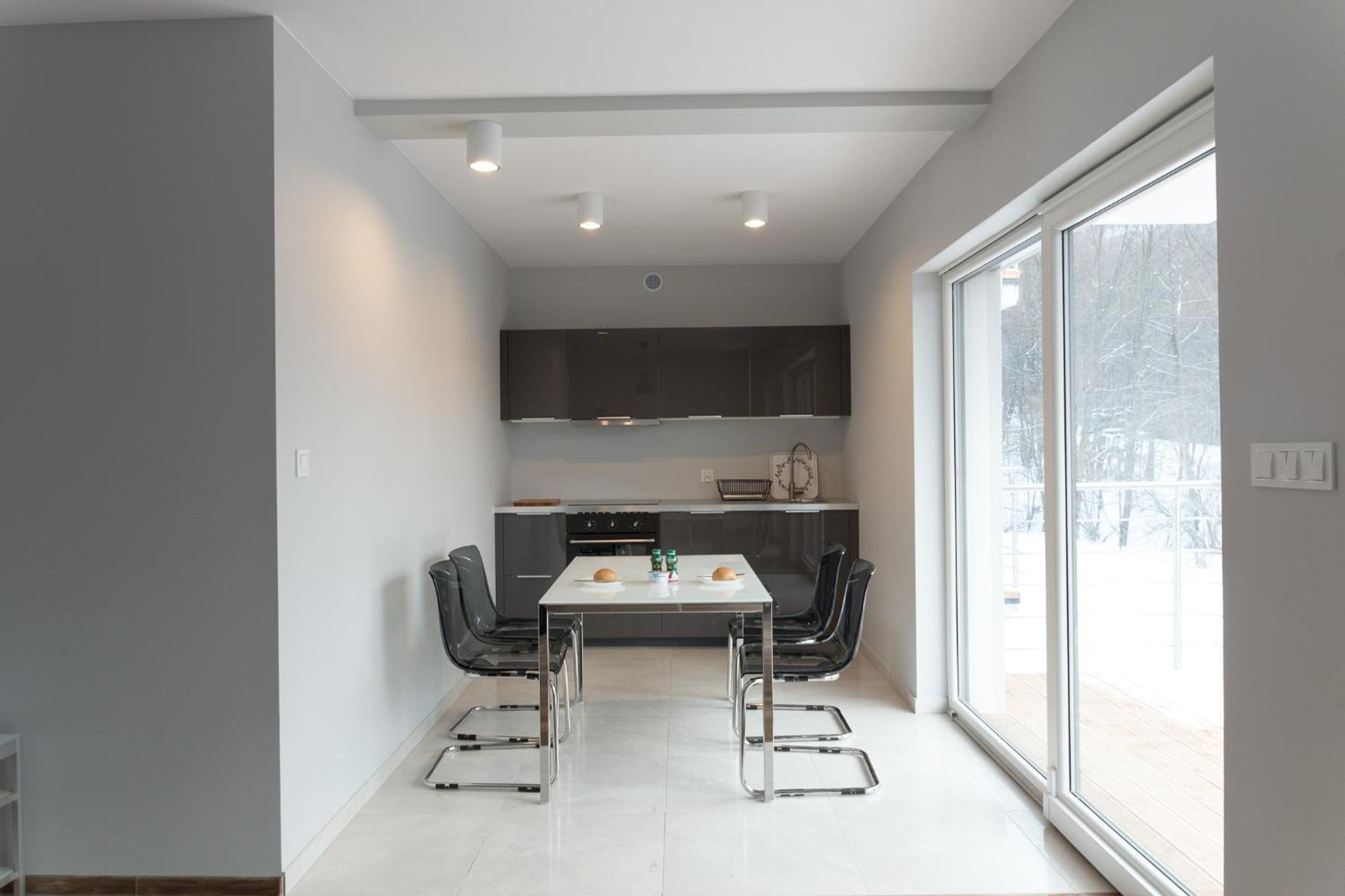 Apartment with Mountain View photo 2